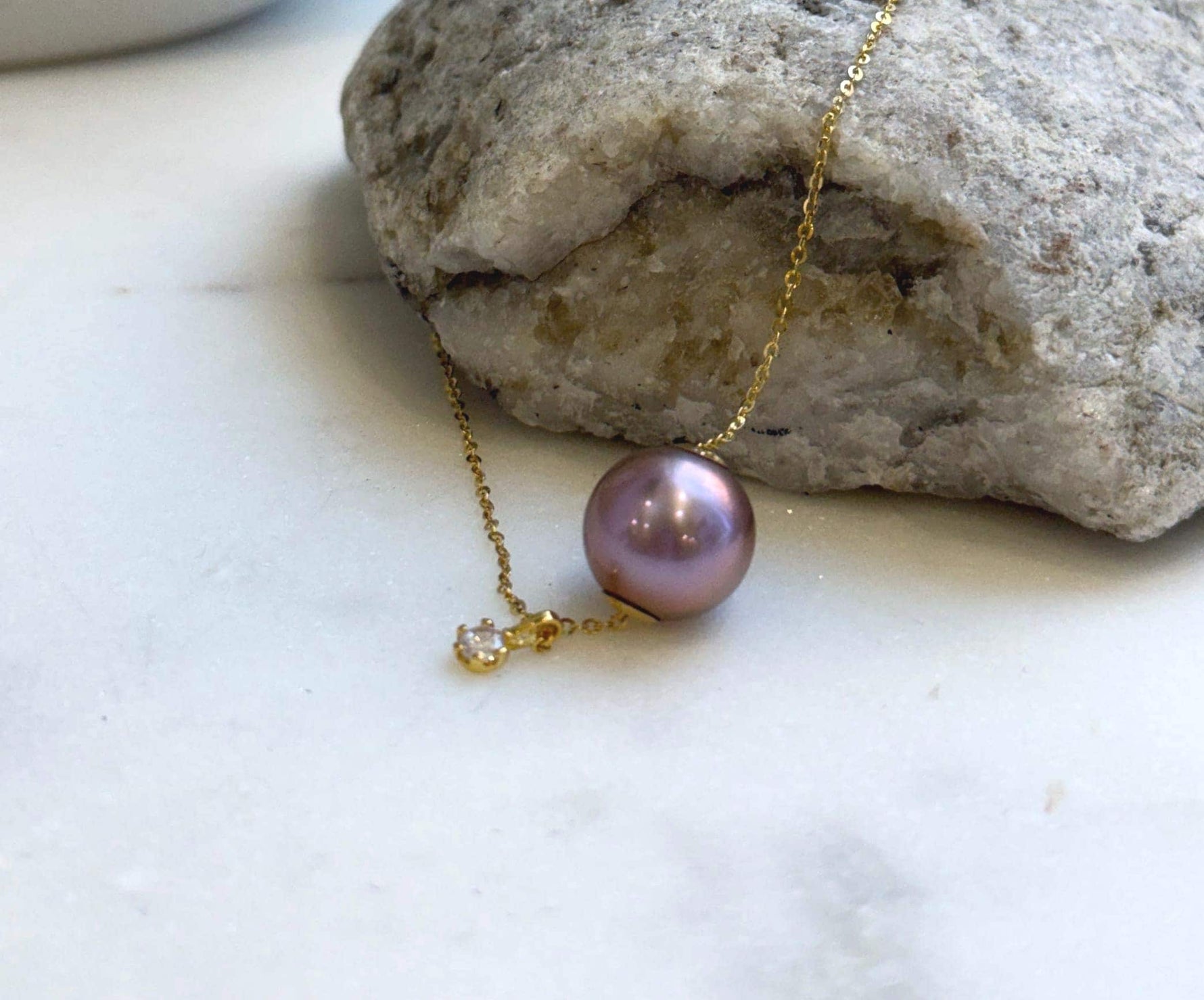 Elly’s Au750 18k Gold 11.9mm Edison metallic rose Pearl Floating pendant:Extreme luster mirrored, S925 silver chain with little drop. gift for her daily necklace