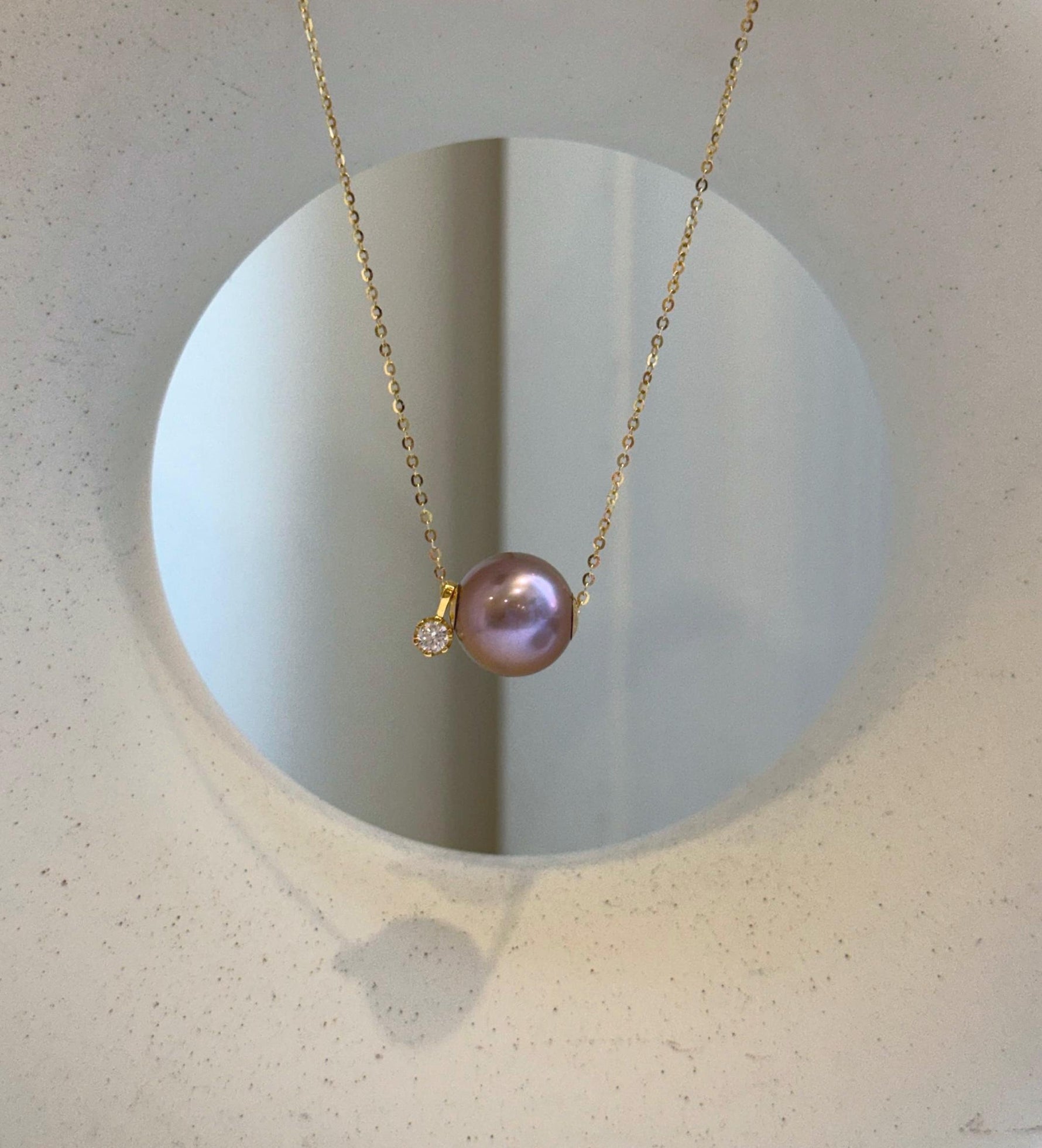 Elly’s Au750 18k Gold 11.9mm Edison metallic rose Pearl Floating pendant:Extreme luster mirrored, S925 silver chain with little drop. gift for her holiday