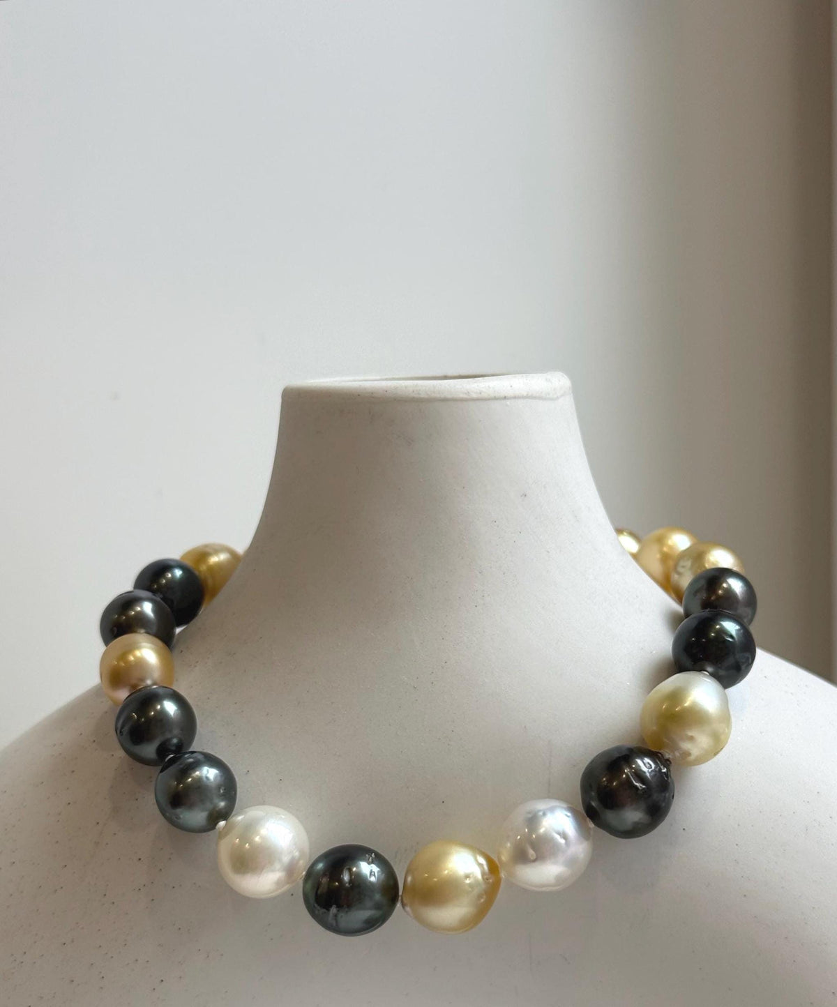 Elly’s 20pcs Genius Ocean Pearls Bracelet: Extreme luster, 8.7-10.2mm, 8.8”knot, S925 silver bracelet. high quality pearls bracelet gift for her