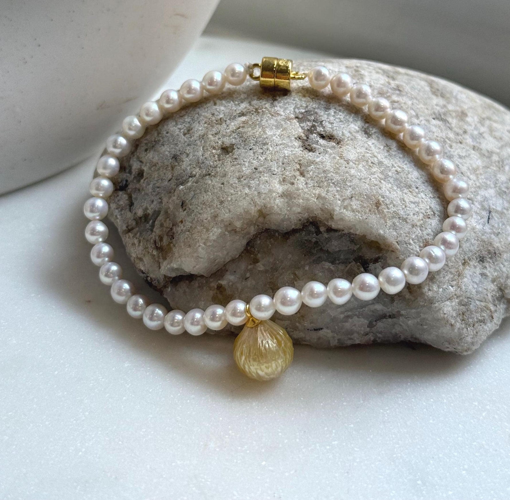 Elly’s Set 10.8mmSouth sea carved golden ocean Freshwater white pearls necklace:Extreme luster, 7.5”, S925 silver bracelet.