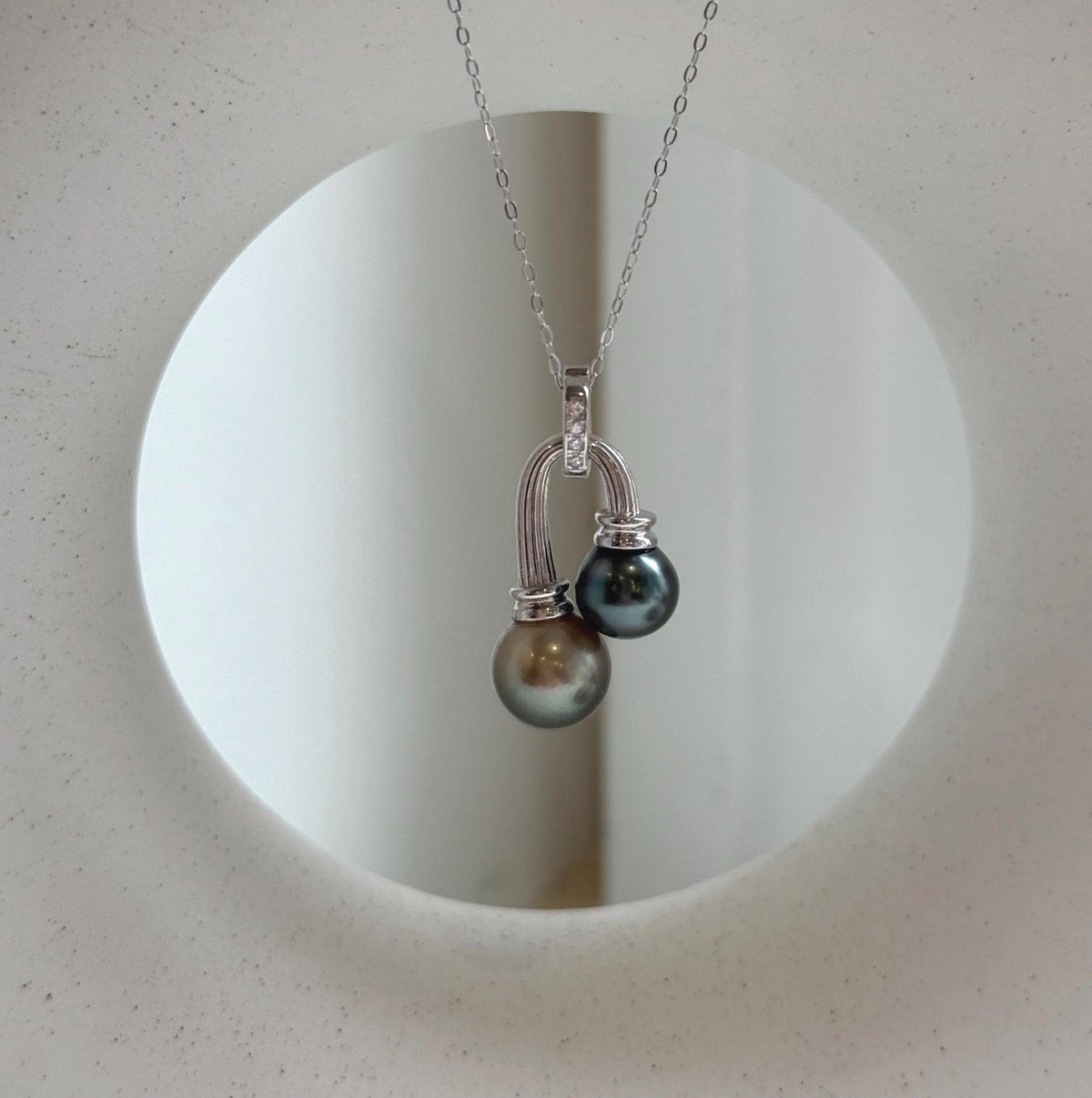 Elly’s 8.7-10.1mm Genius Tahitian platinum olive ocean pearls Pendant: Extreme luster mirrored, 1.6cm high, s925 silver minimalist pendant. gift for her