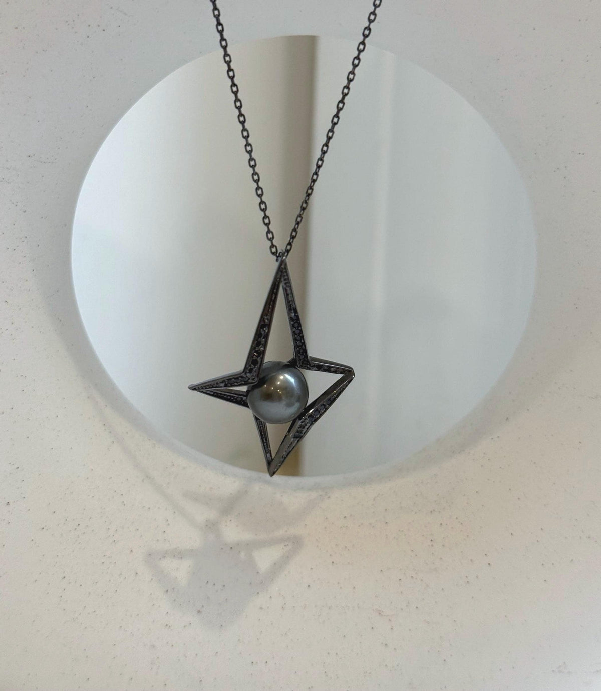Elly’s 9.5mm Tahitian black ocean pearl Star pendant: Extreme luster mirrored, 2.6x3.8cm, S925 silver cool pendant chain set.