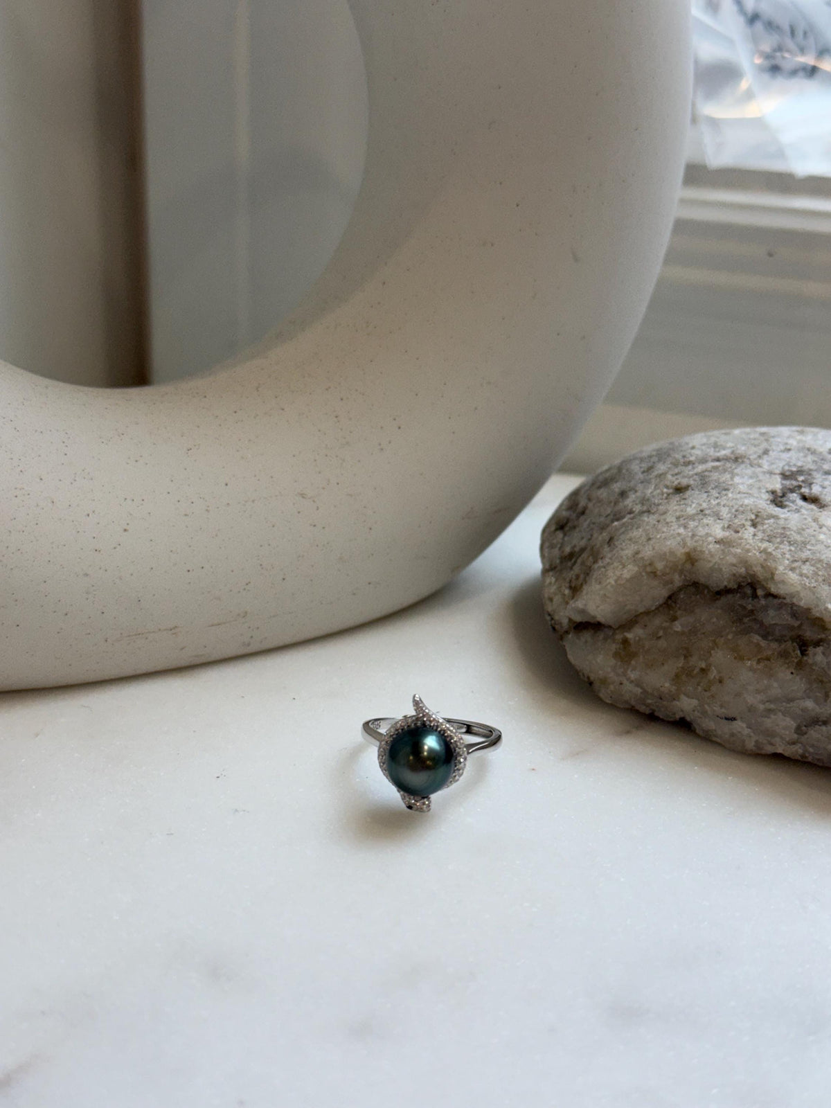 Elly’s 9.2mm Tahitian Peacock green ocean Pearl Ring: Extreme luster mirrored, S925 silver adjustable Ring. Pearl Jewelry Idea.
