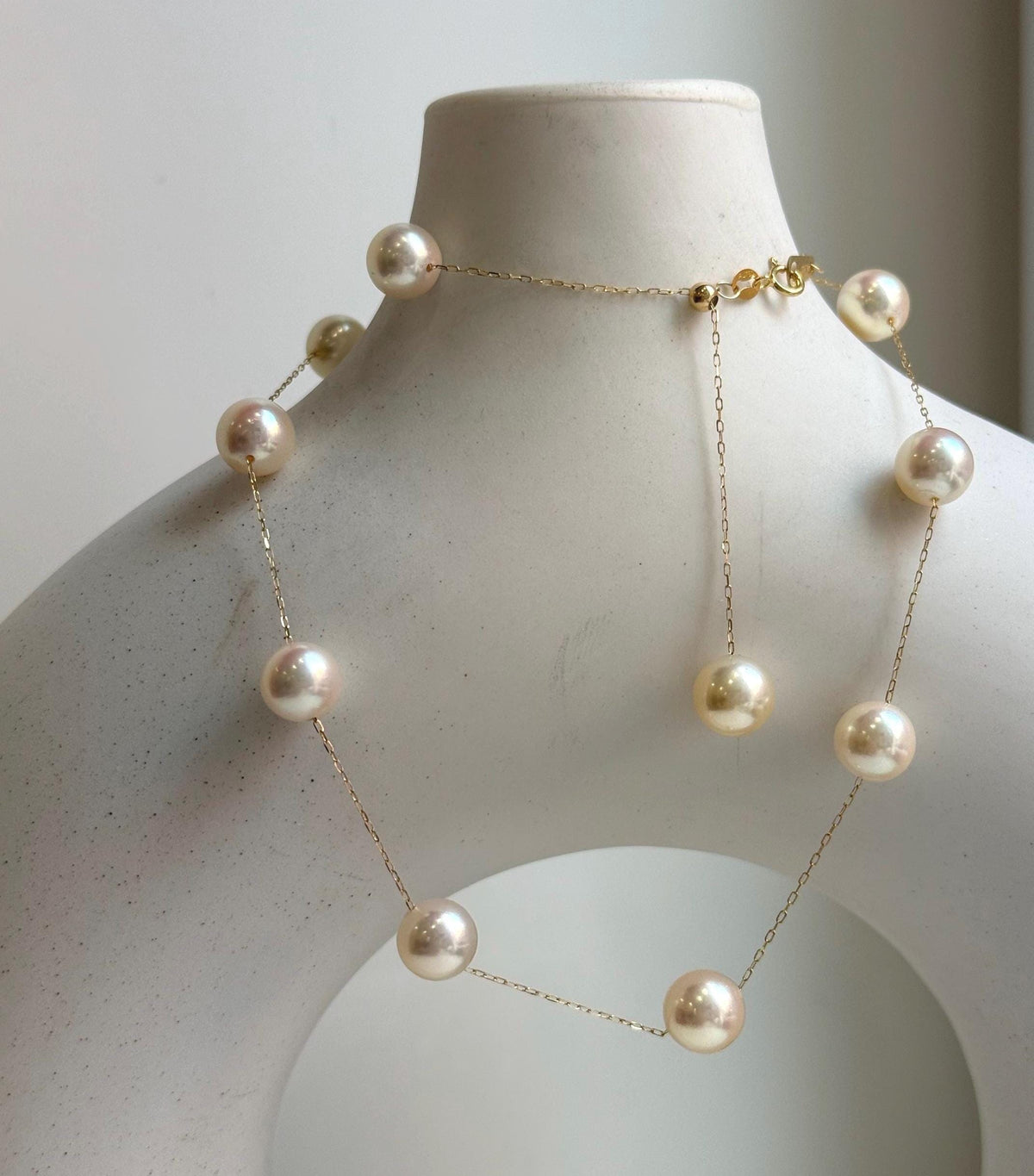 Elly’s Au750 18K Gold 14pcs, extreme luster Mirrored, Akoya Golden Ocean Pearls  vintage Satellite Necklace, 7.5-8mm, 17.7”. gift for her high quality pearls 18k real gold necklace