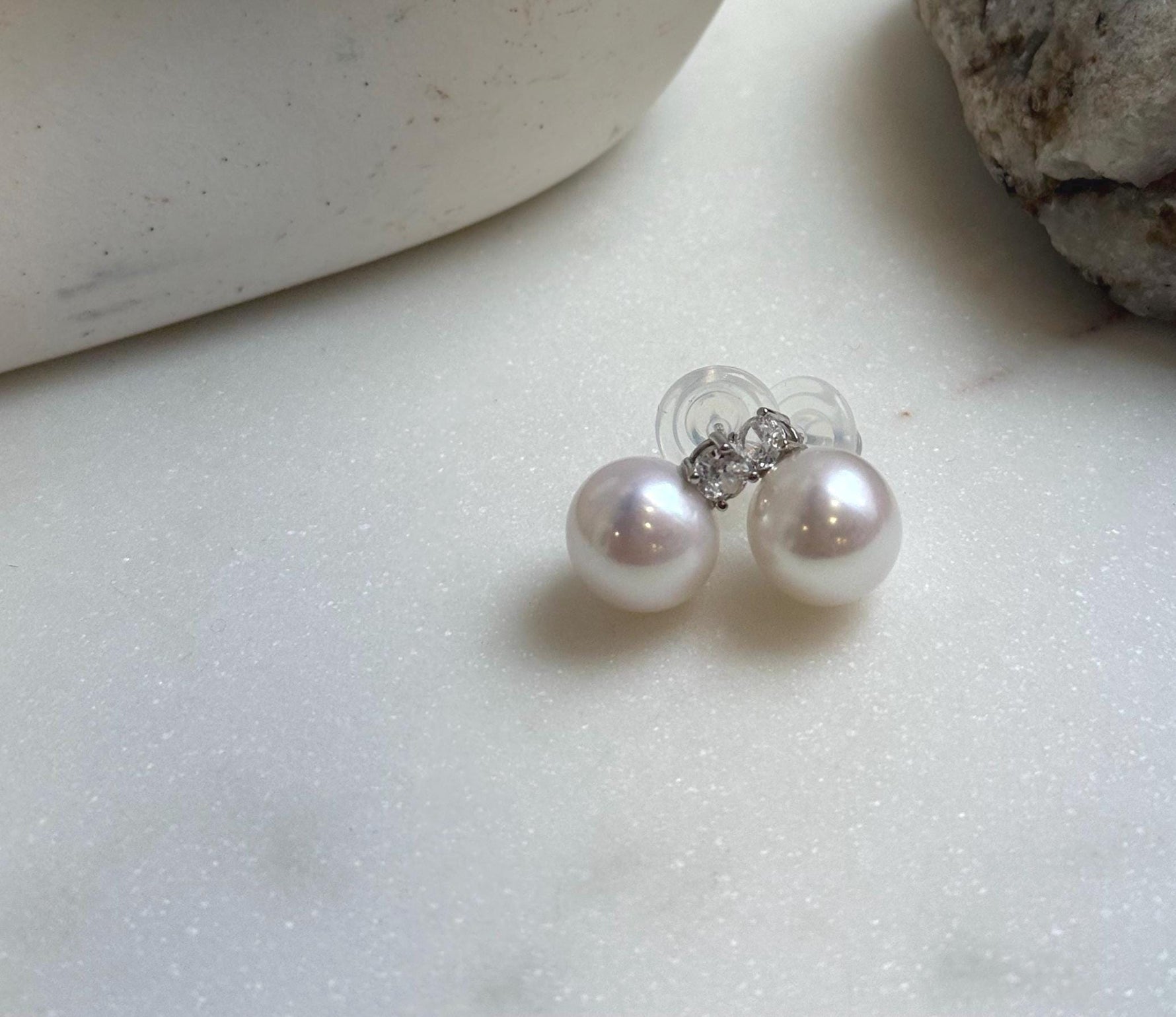 Elly’s 11.4mm Edison White Pearls Earrings: Extreme luster Mirrored, 1.5cm high, S925 silver earrings studs. high quality daily office white pearls earrings