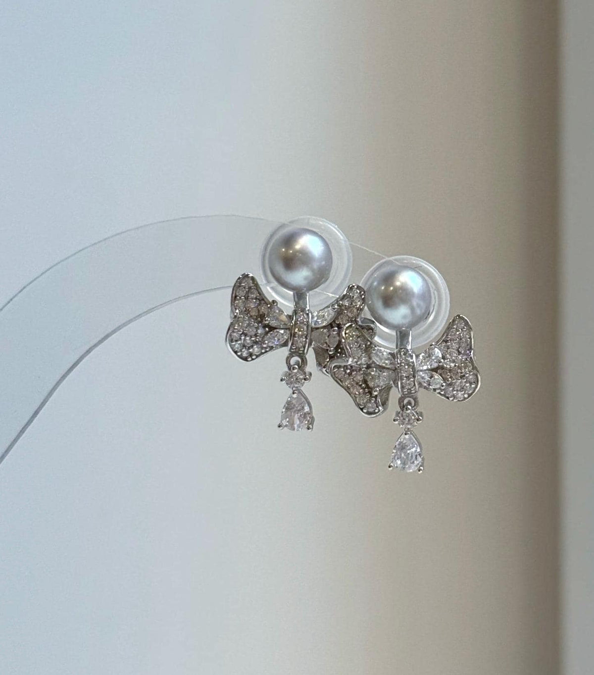 Elly’s Set of 6.6mm Akoya Blue silver ocean pearls Earrings studs: Extreme luster mirrored, s925 silver earrings stud with jackets.