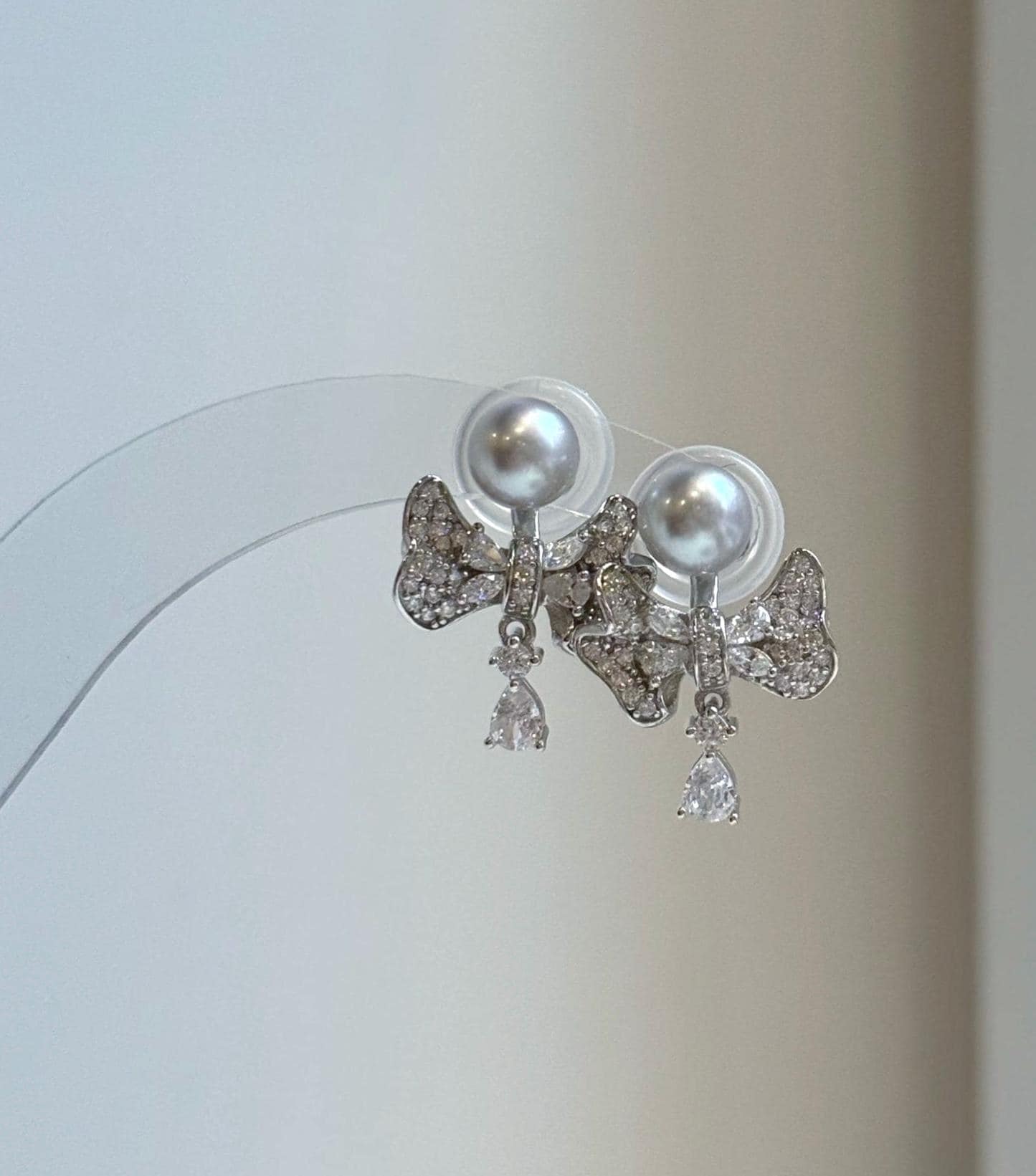 Elly’s Set of 6.6mm Akoya Blue silver ocean pearls Earrings studs: Extreme luster mirrored, s925 silver earrings stud with jackets.
