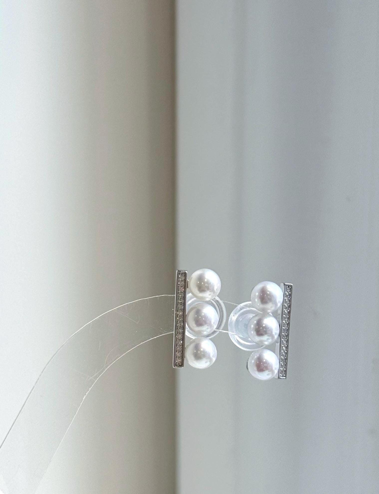 Elly’s 6pcs 6-6.2mm White Pearls Earrings: Extreme luster Mirrored, S925 silver earrings studs. Gift for her birthday