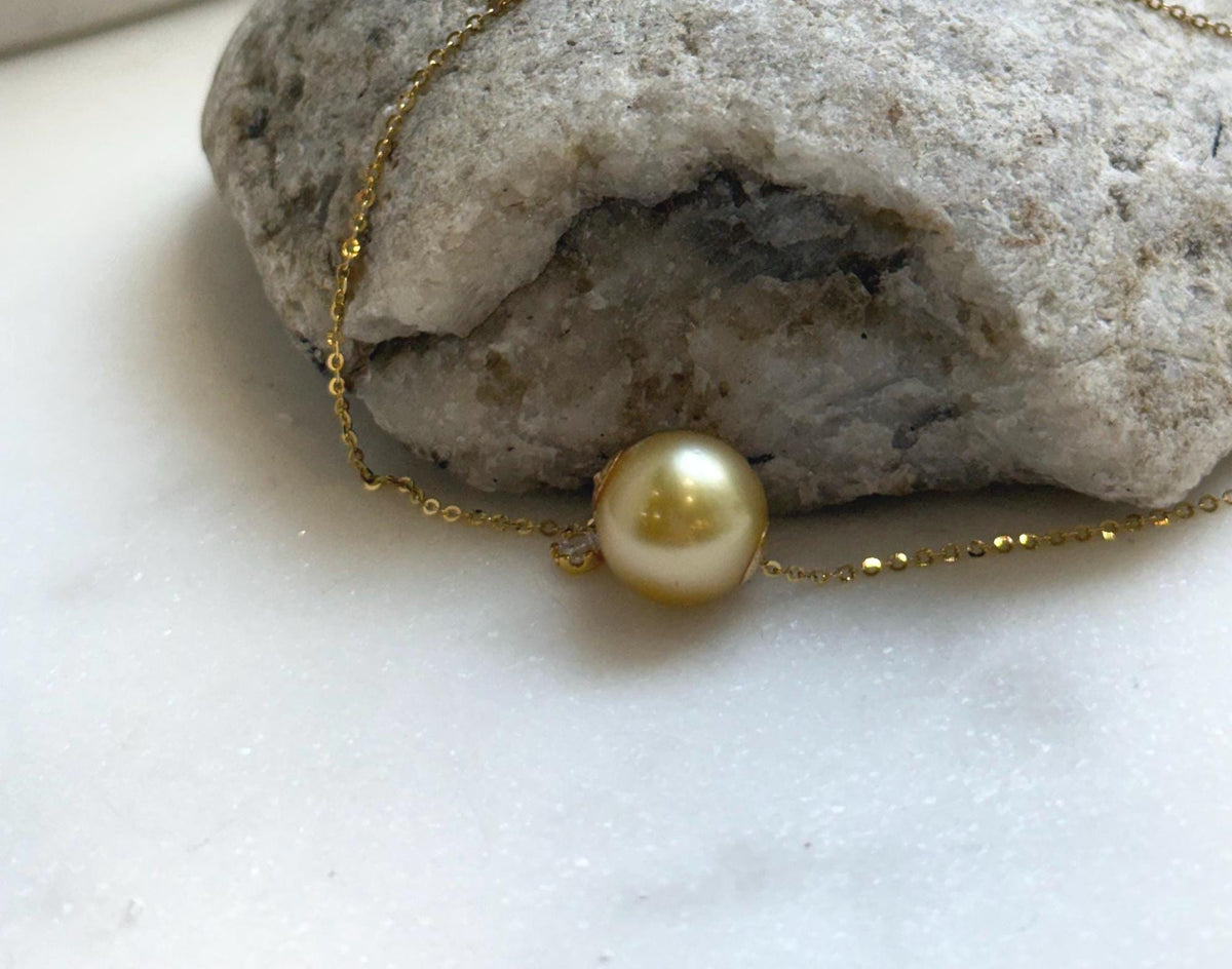 Au750 18k Gold 11.3mm South Sea deep golden Ocean Pearl Floating pendant:Extreme luster mirrored, S925 silver chain included. gift for her high quality office daily golden pendant