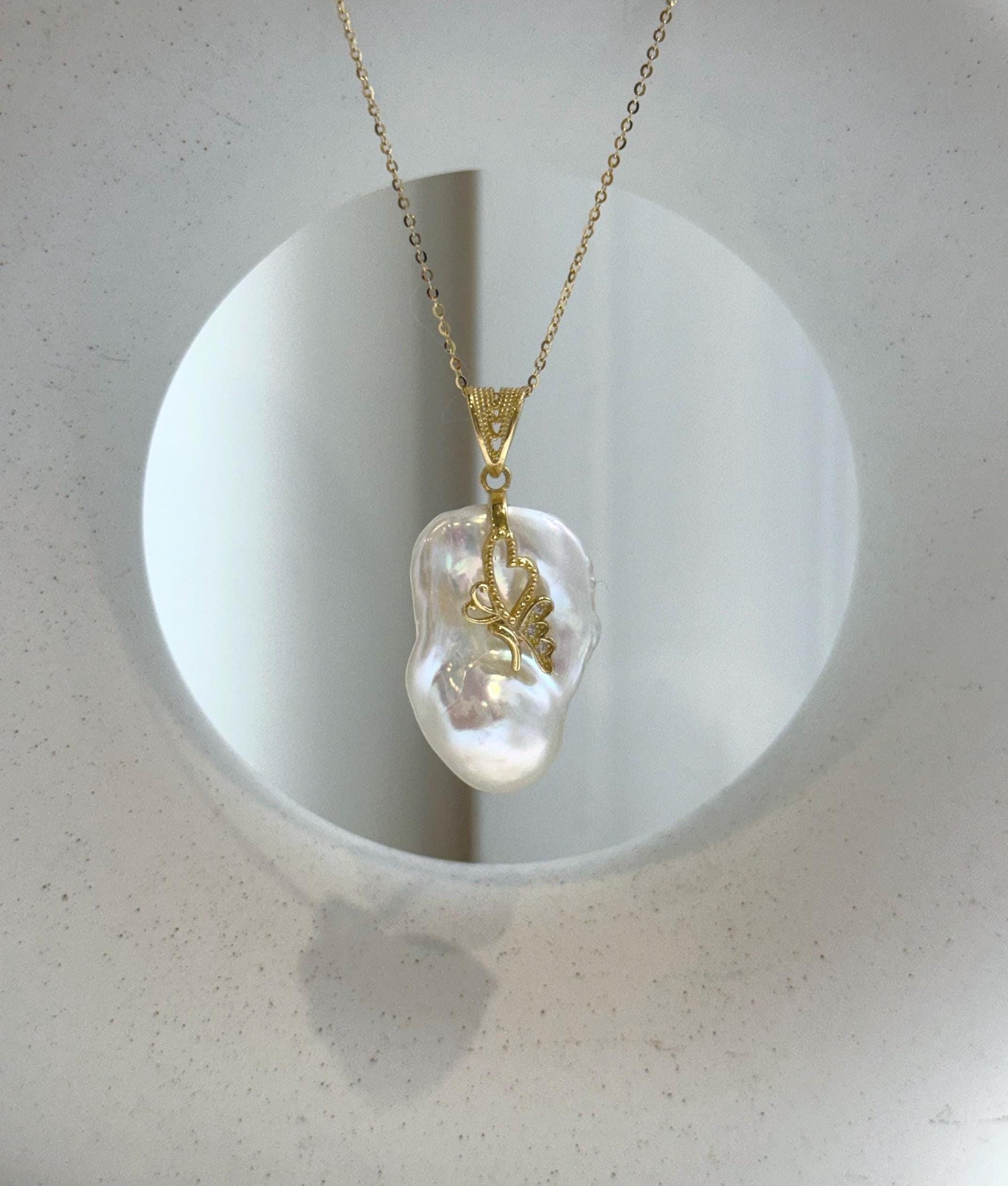 Elly’s Insale White Iridescent baroque pearl Pendant: Extreme luster, 19.4x27mm, 4cm high, S925 silver butterfly pendant. gift for her pendant