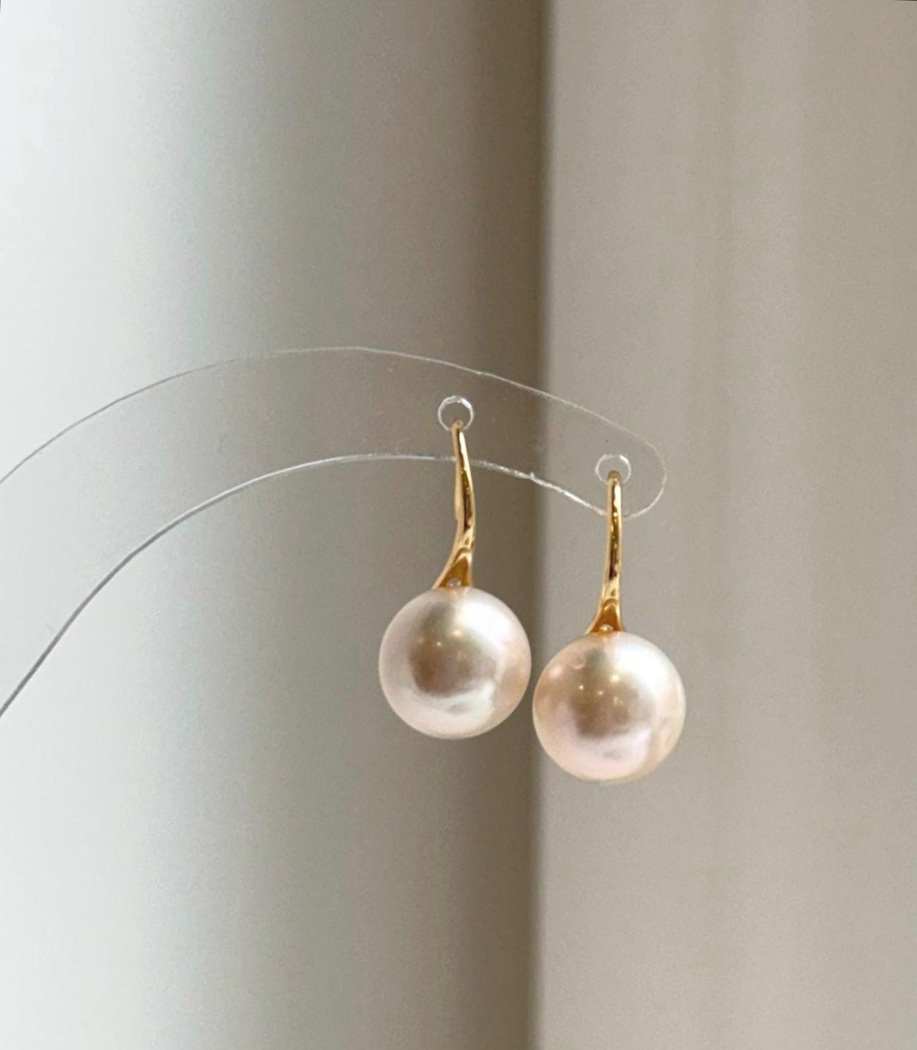Elly’s 10.3mm Edison Light rose Pearls High-heel Earrings hooks: Extreme luster Mirrored, 1.9cm high, S925 silver Classic earrings hooks. high quality pearls earrings gift for her