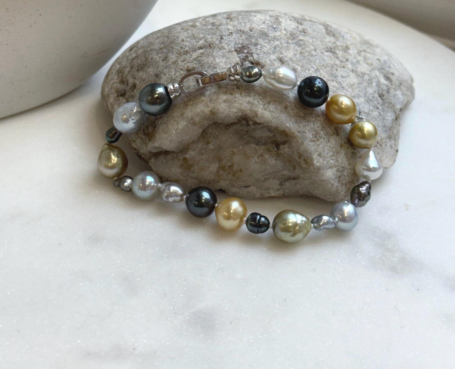 Elly’s Multicolor Ocean Pearls Bracelet: 20pcs South Sea Golden White Tahitian Akoya Pearls, Extreme luster, 3.9-9.4mm, 7.8” knot