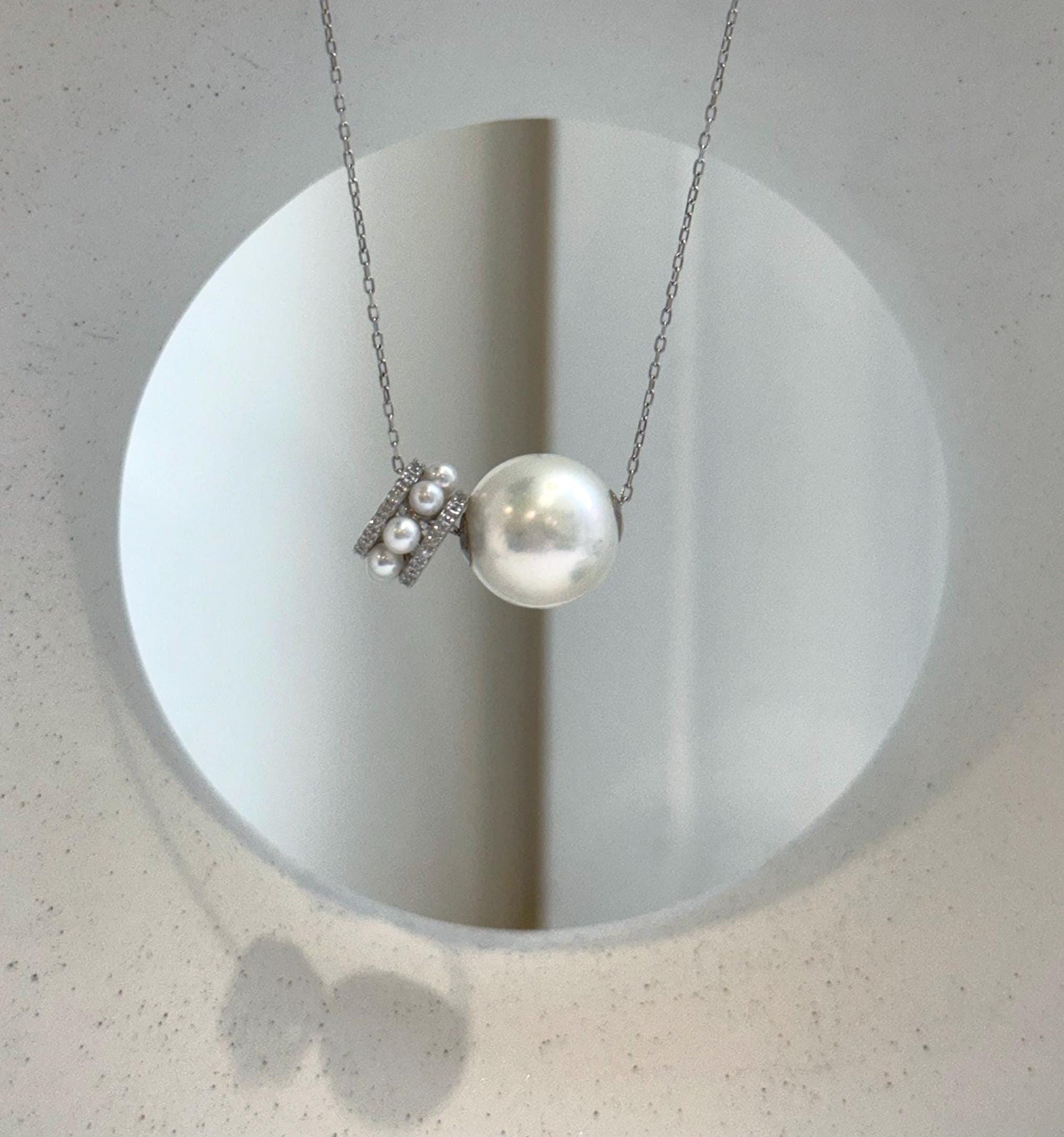 Au750 18k White Gold 13mm White Edison Pearl Floating pendants:Extreme luster mirrored, S925 silver drop and chain included. gift for her birthday anniversary holiday