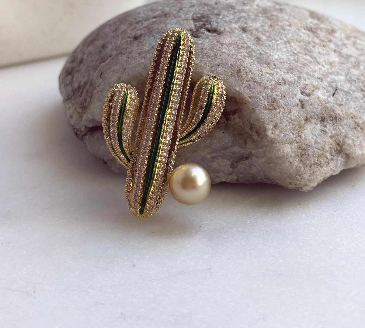 Elly’s South sea ultra golden pearl brooch: Extreme luster mirrored, 9.2mm, 2.6x4.4cm, Cactus design Brooch. gift for her