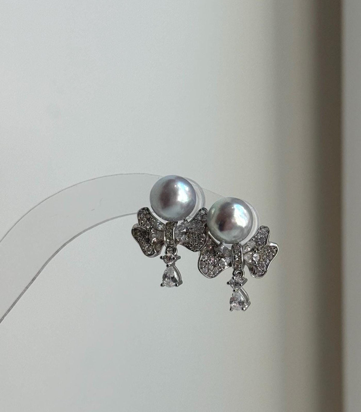 Elly’s Set of 8.6mm Akoya Ocean Pearls Earrings Studs and Jacket: Extreme luster Mirrored, 1.5x2cm, S925 silver Earrings jacket and studs.gift for her