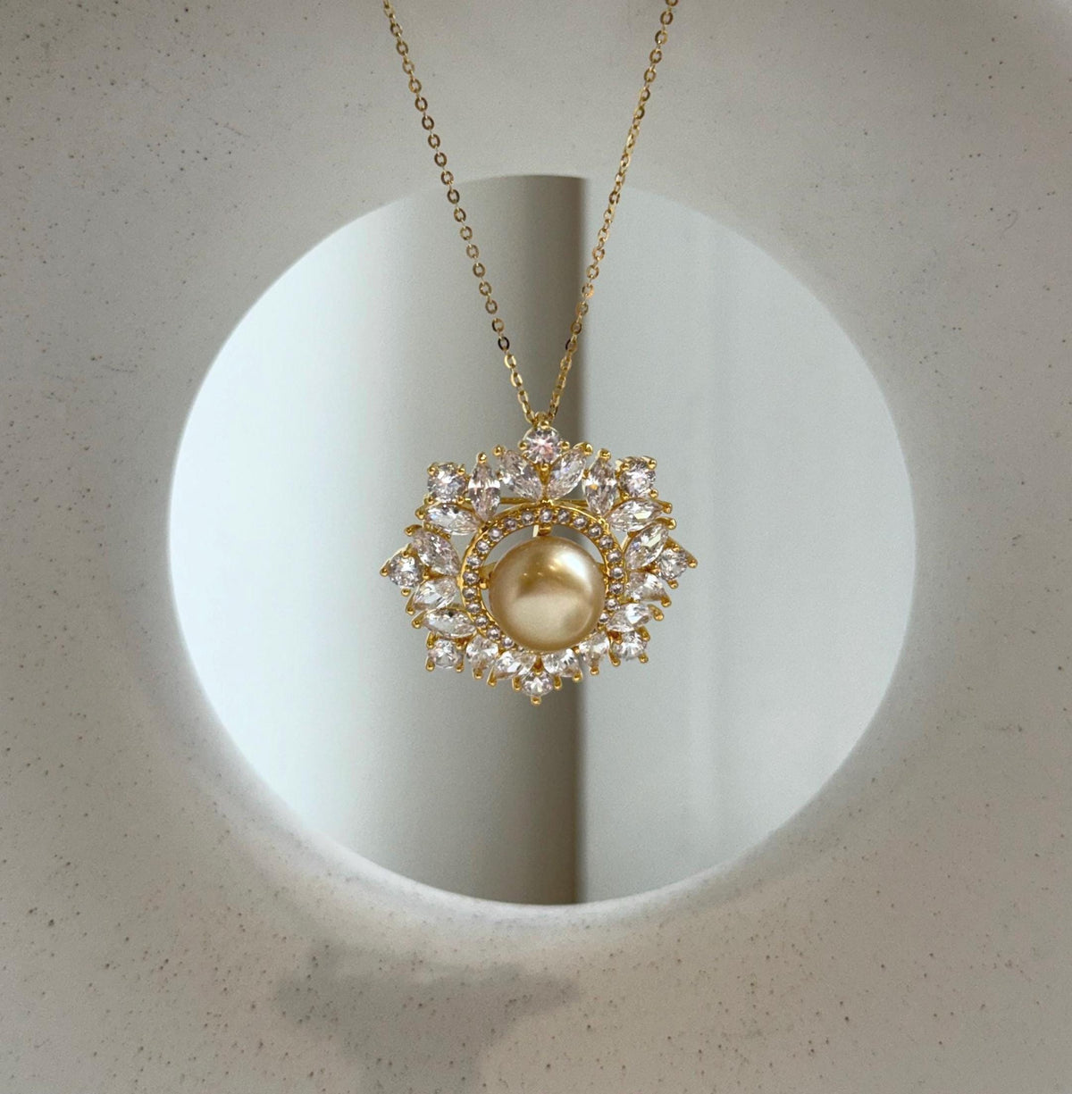 Elly’s South sea golden pearl Floral brooch pendant 2in1: Extreme luster mirrored, 10.8mm, 3x3cm. golden pearl floral brooch gift for her