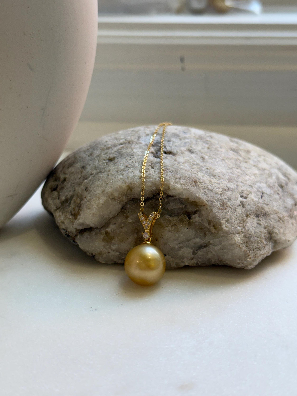 Elly’s 12.5mm Genius South sea deep Tea golden ocean pearl Pendant: Extreme luster, 2.2cm high, s925 silver minimalist cool pendant. high quality golden ocean pearl pendant for her