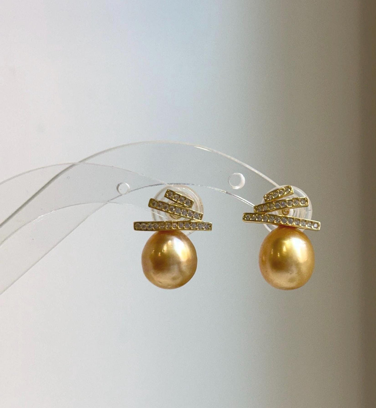 Elly’s 11.9mm Genius South sea deep gold ocean pearl Pendant: Extreme luster, 1.9cm high, s925 silver minimalist cool pendant.high quality golden ocean pearls gift for her