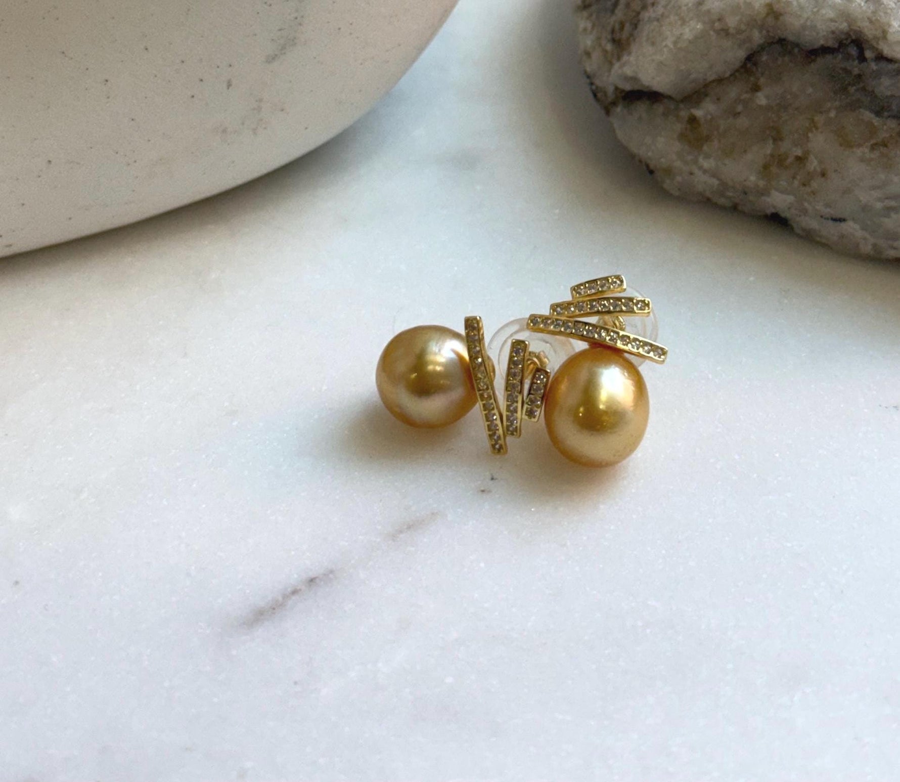 Elly’s 11.9mm Genius South sea deep gold ocean pearl Pendant: Extreme luster, 1.9cm high, s925 silver minimalist cool pendant.high quality golden ocean pearls gift for her anniversary