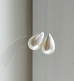 Elly’s 14.2x21.3mm Genius Ivory Ocean Mabe Pearls Earrings Studs: Extreme luster Mirrored, S925 silver minimalist earrings studs. high quality Mabe earrings studs for her