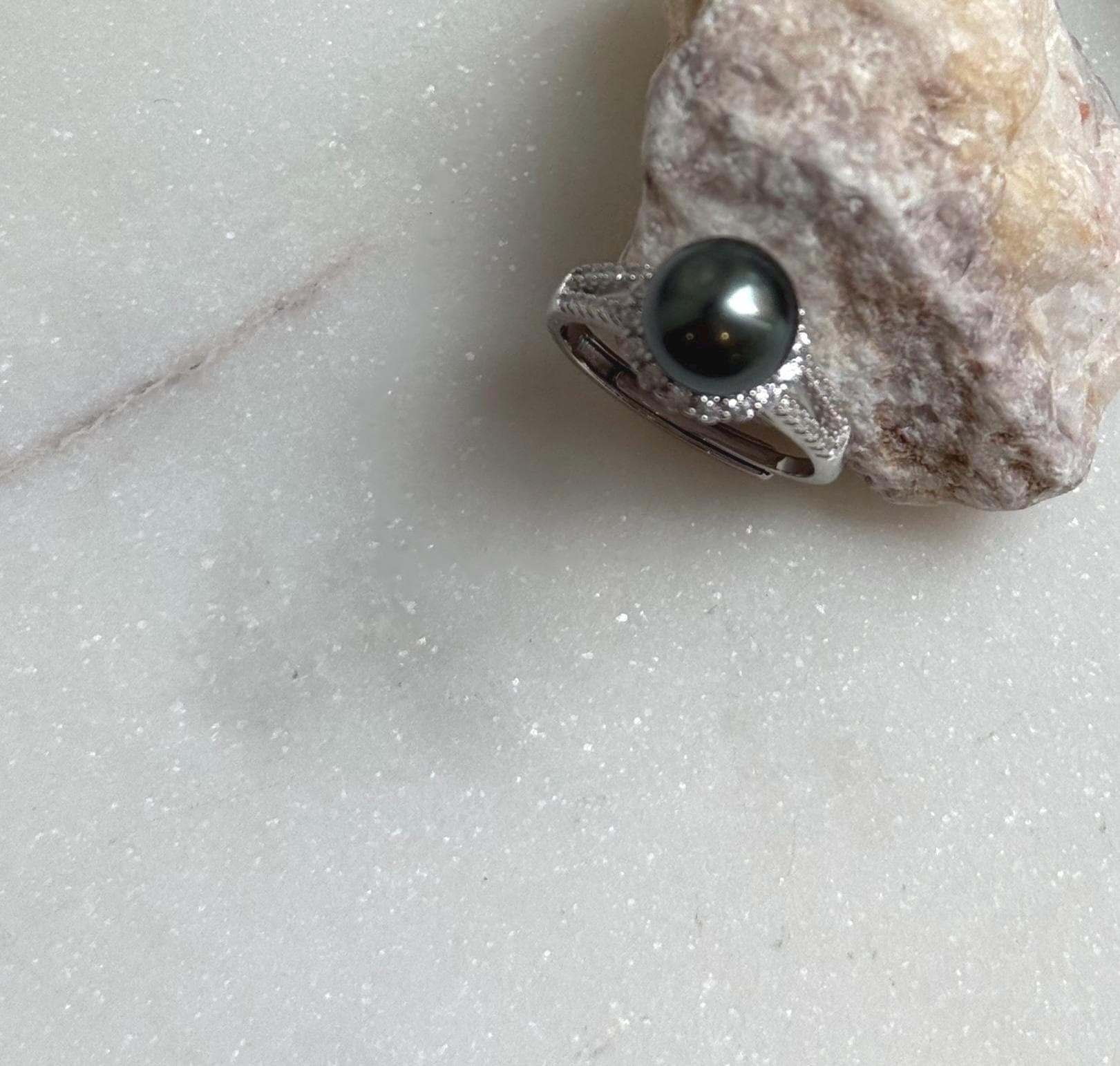 Elly’s 8.9mm Tahitian Peacock green ocean Pearl Ring: Extreme luster mirrored, S925 silver adjustable Ring.Pearl Jewelry Idea, daily office black pearl ring