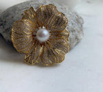 Elly’s 11.4mm Edison white pearl Floral brooch pendant 2in1: Extreme luster mirrored, 5.5cm dia.