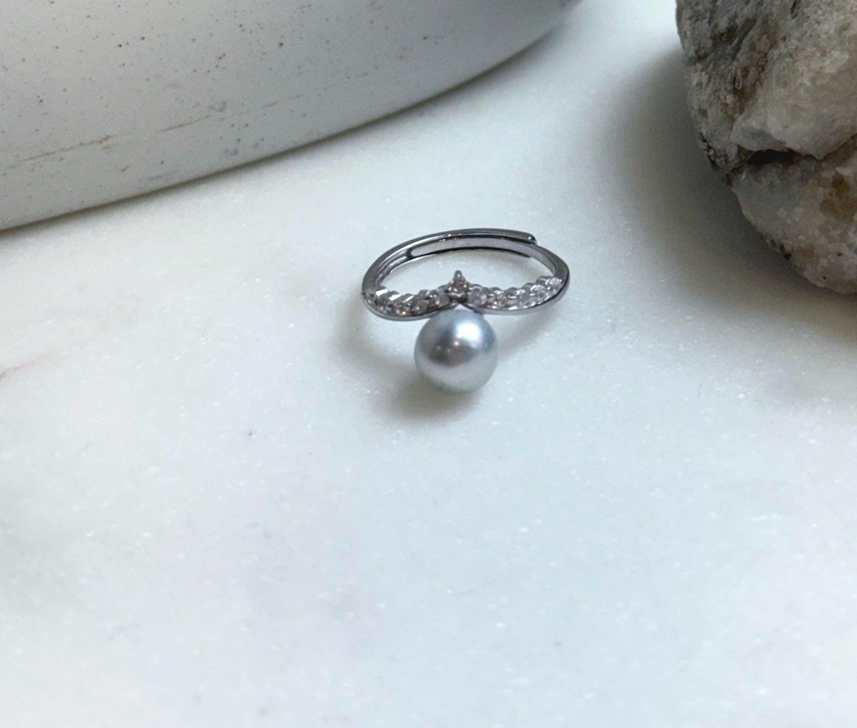 Elly’s 7mm Akoya blue silver ocean pearl Ring: Extreme luster mirrored, s925 silver adjustable ring. Pearl Jewelry Idea. high quality daily office pearl ring