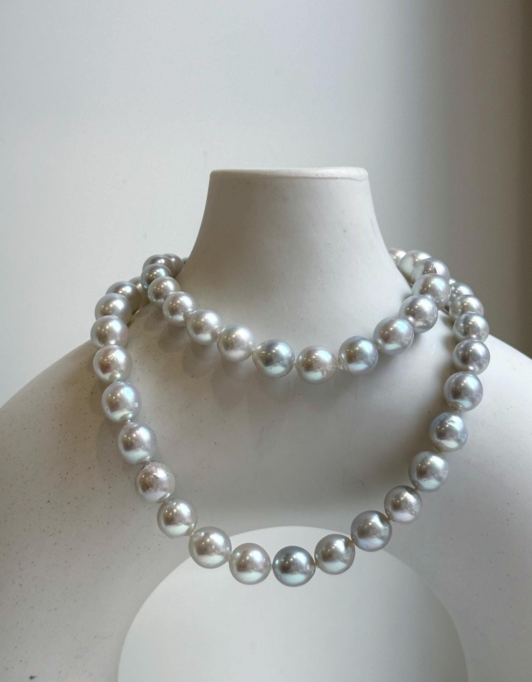 Elly’s 49pcs 7.4-8.4mm Akoya natural blue silver ocean pearls necklace strand, extreme luster mirrored, 18.5” knotted, S925 silver necklace. high quality Akoya pearls necklace strand for her