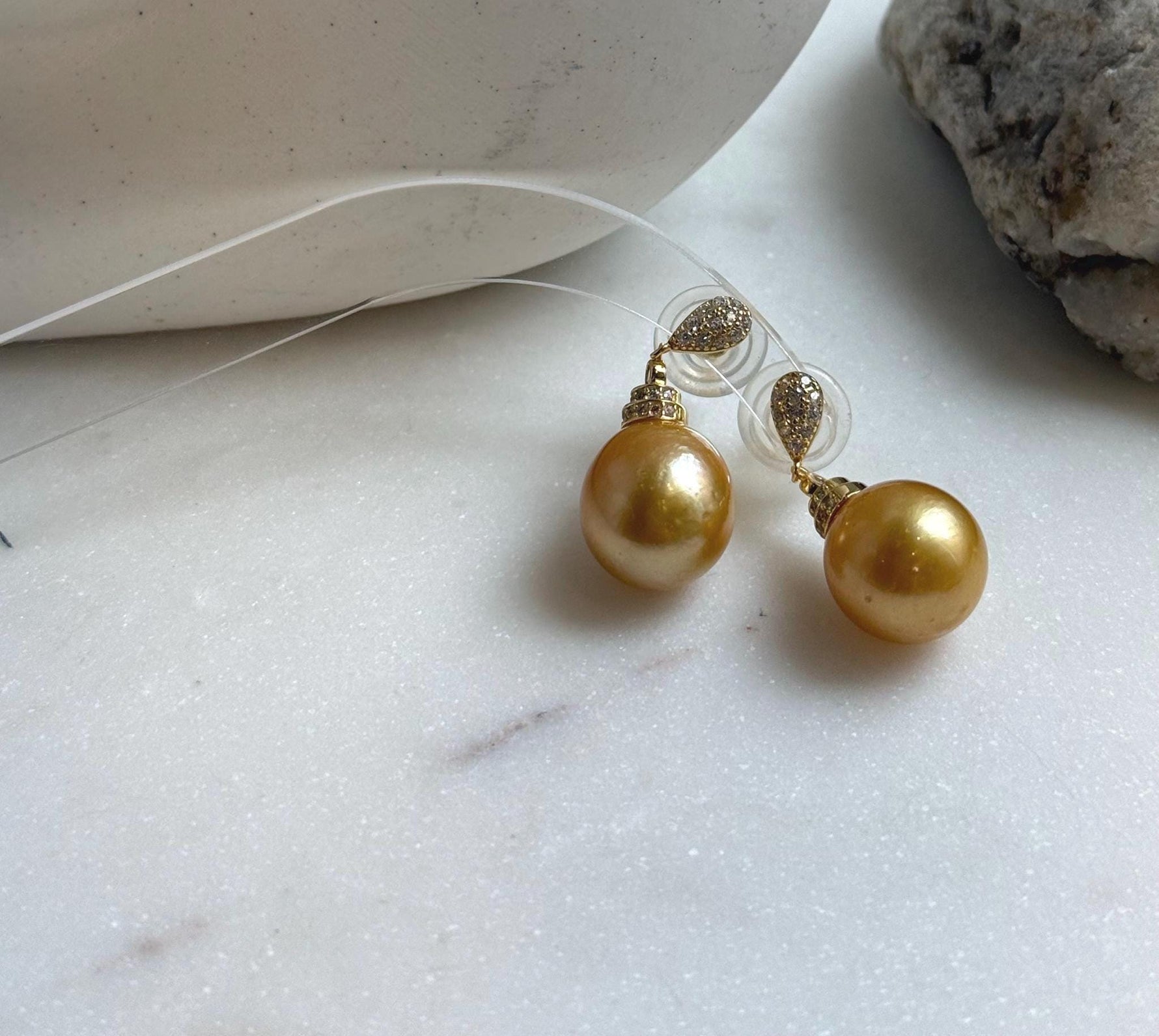 Elly’s 12.8mm Genius South sea deep golden ocean Pearls Earring: Extreme luster, 2.9cm high, S925 silver cool earrings.