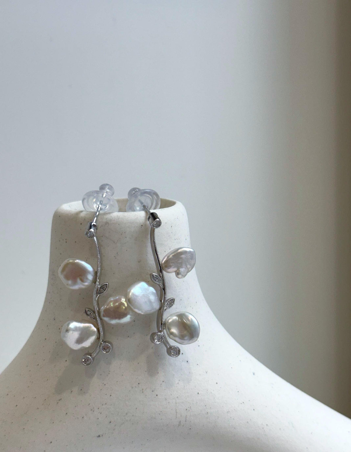 Elly’s freshwater white iridescent petal Keshi pearls Floral earrings chandeliers: 3.8cm high, S925 silver earrings. gift for her anniversary