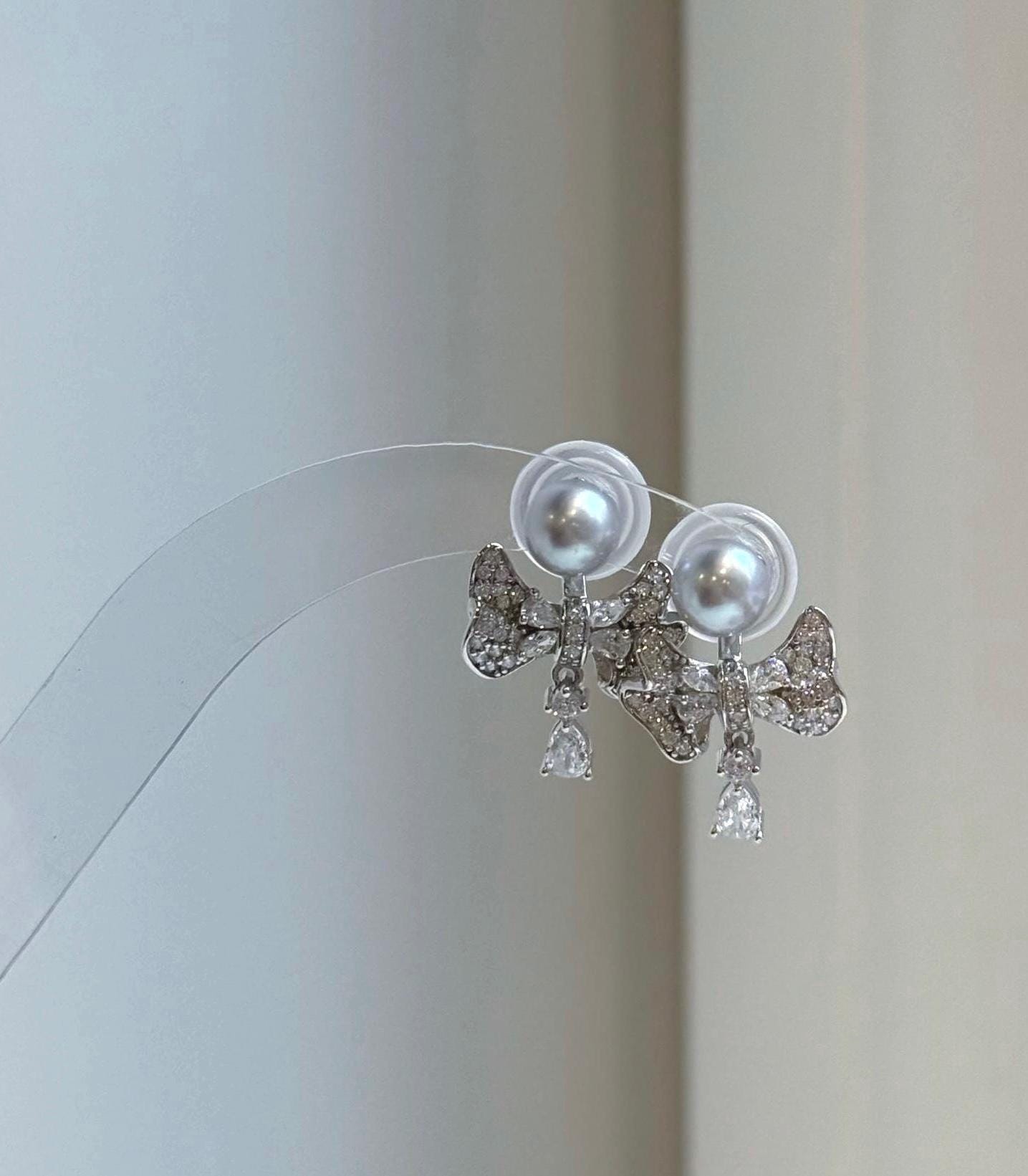 Elly’s Set of 6.6mm Akoya Blue silver ocean pearls Earrings studs: Extreme luster mirrored, s925 silver earrings stud with jackets.