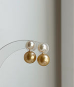 Elena Elly’s Au750 18K gold South sea golden Akoya ocean pearls Earrings: Extreme luster mirrored, 7.2-10.5mm, 18k gold earrings. high quality 18k golden pearls earrings for her