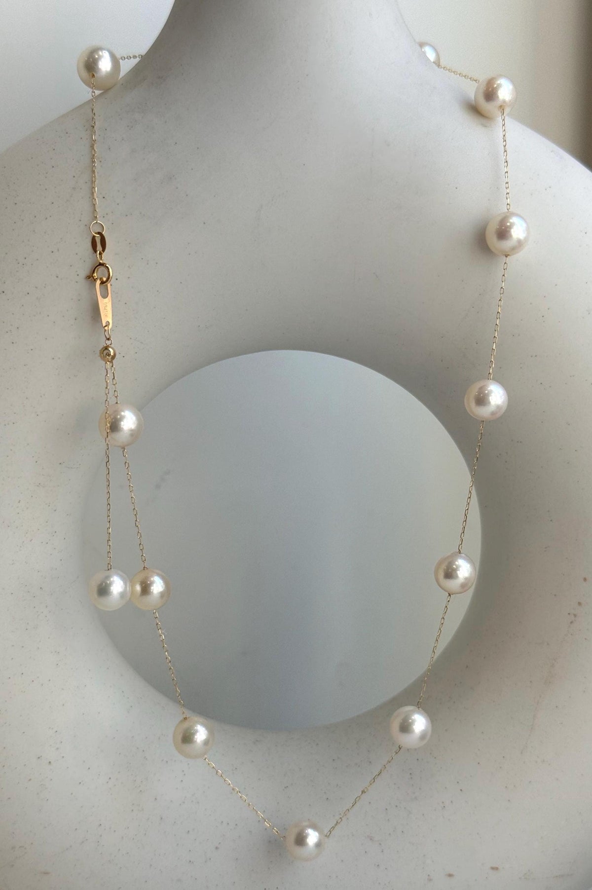 Elly’s Au750 18K Gold, extreme luster Mirrored, 14pcs Akoya Ivory Ocean Pearls  vintage Satellite Necklace, 7.2-7.9mm, 17.7”. high quality ocean pearls 18k gold satellite necklace for her