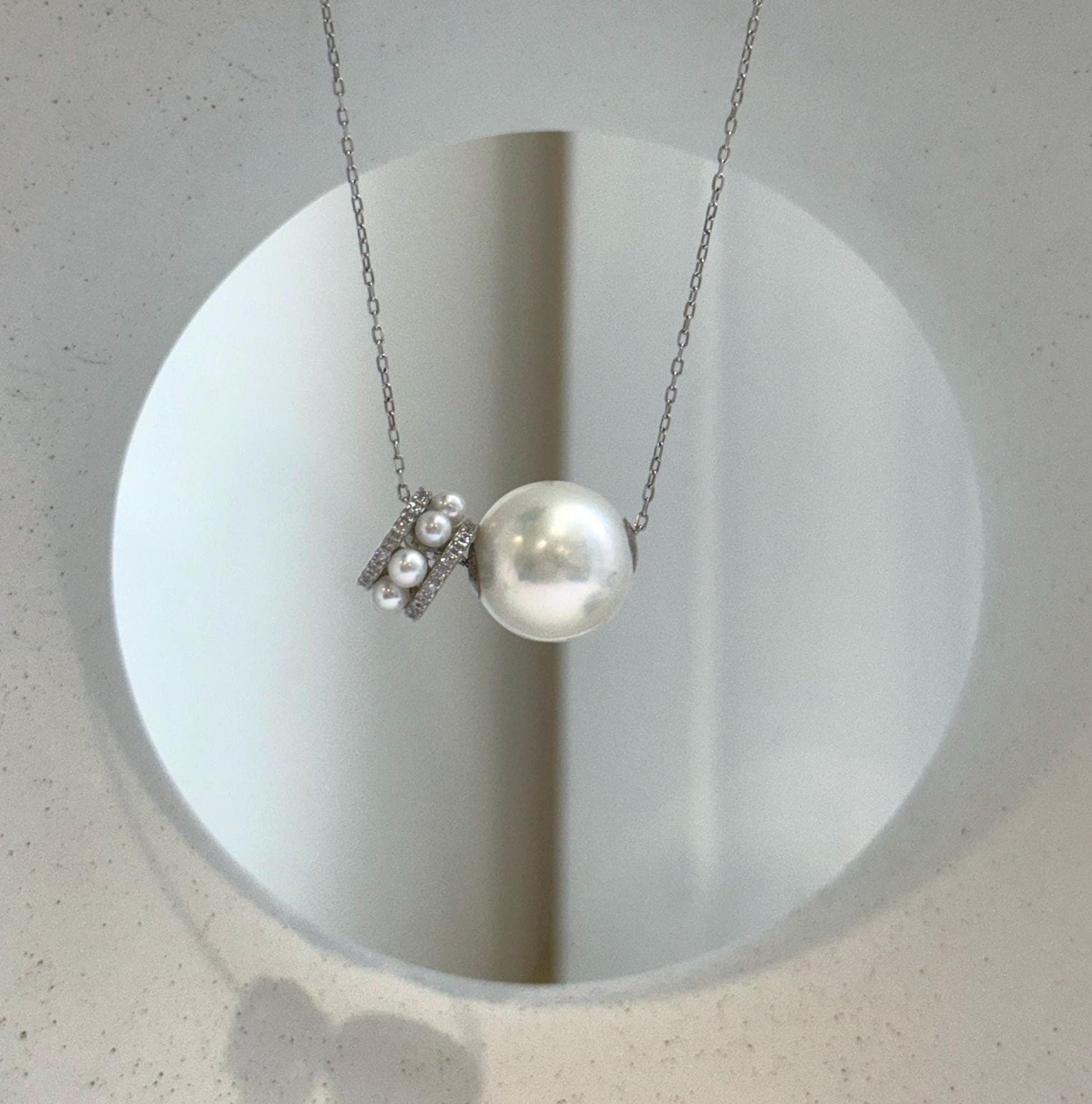 Au750 18k White Gold 13mm White Edison Pearl Floating pendants:Extreme luster mirrored, S925 silver drop and chain included. gift for her birthday anniversary holiday