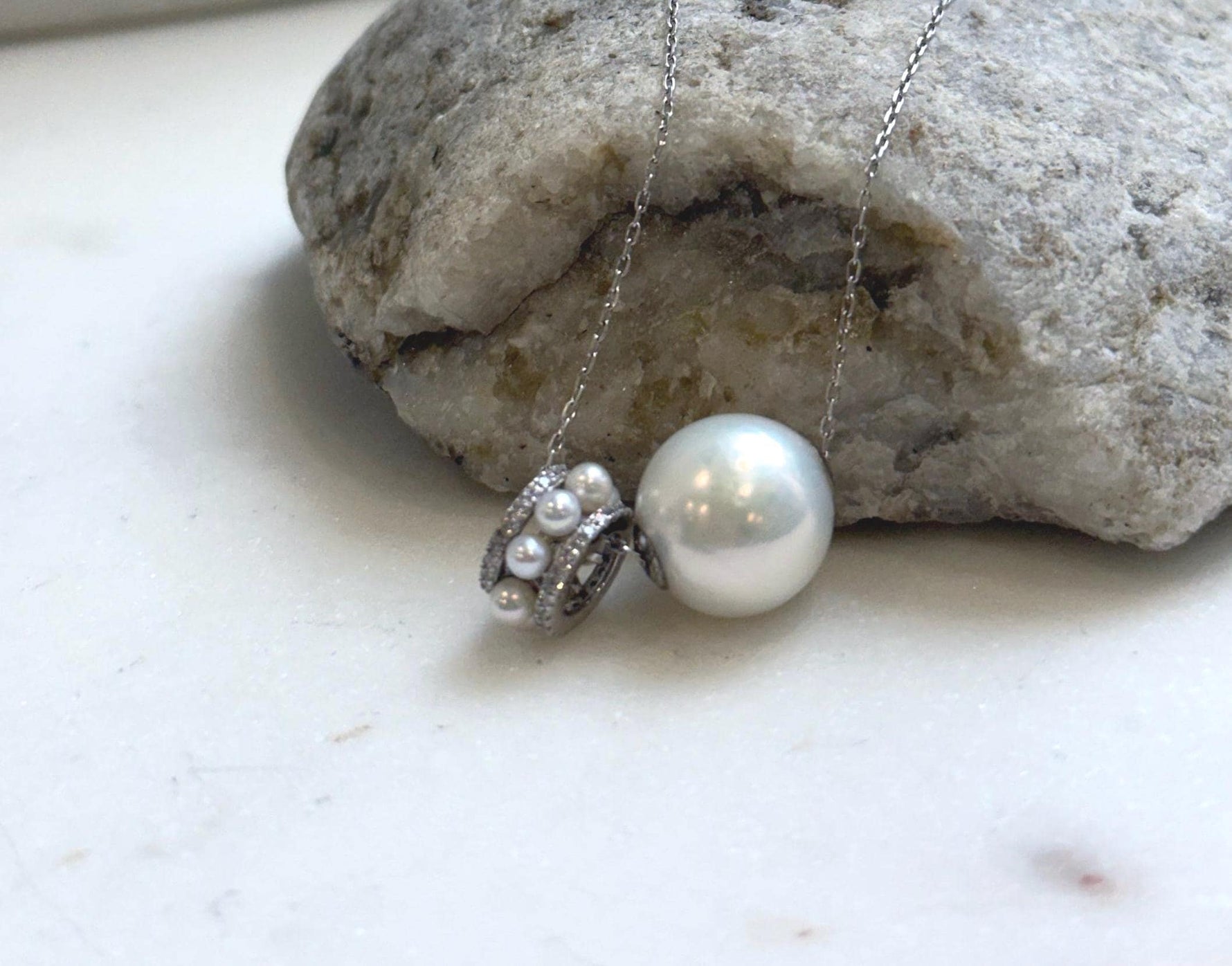 Au750 18k White Gold 13mm White Edison Pearl Floating pendants:Extreme luster mirrored, S925 silver drop and chain included. gift for her birthday anniversary holiday