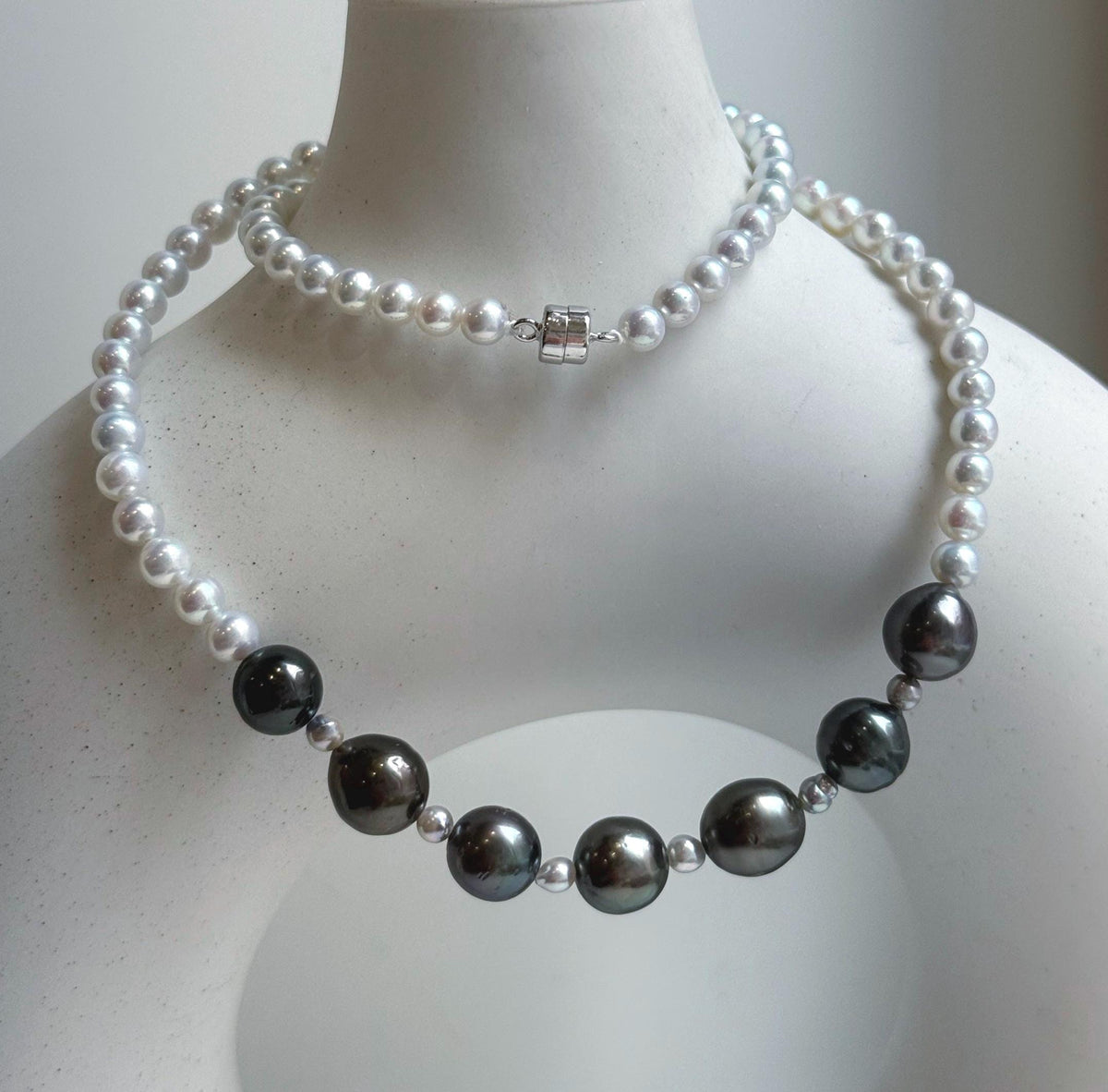 Elly’s 7pcs 8.5-9.4mm Genius natural Tahitian Ocean Pearls Necklace: Extreme luster mirrored, 17.3”, S925 silver necklace strand. daily office Tahitian ocean pearls necklace strand for her