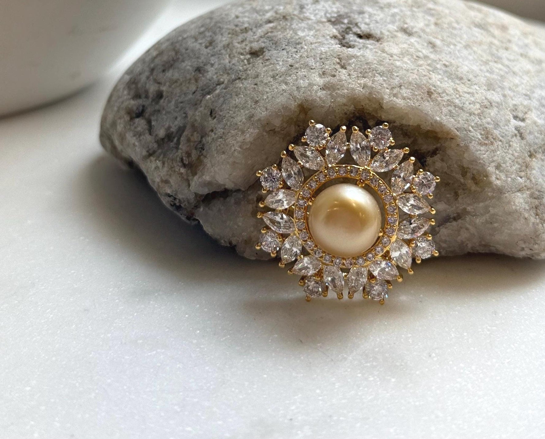 Elly’s South sea golden pearl Floral brooch pendant 2in1: Extreme luster mirrored, 10.8mm, 3x3cm. golden pearl floral brooch gift for her