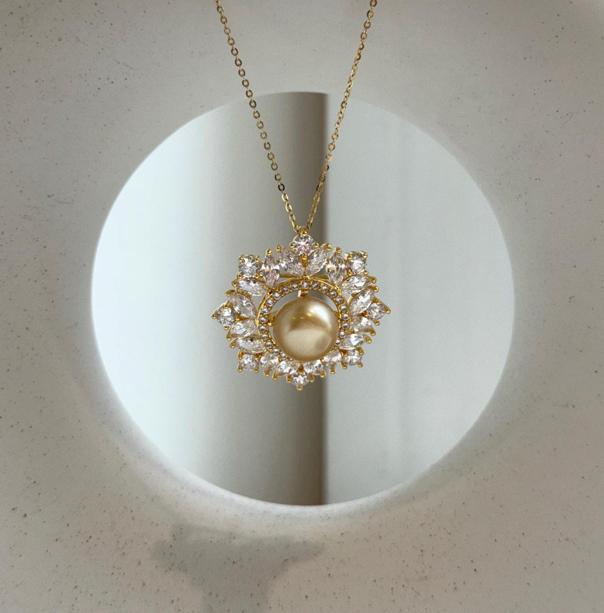 Elly’s South sea golden pearl Floral brooch pendant 2in1: Extreme luster mirrored, 10.8mm, 3x3cm. golden pearl floral brooch gift for her