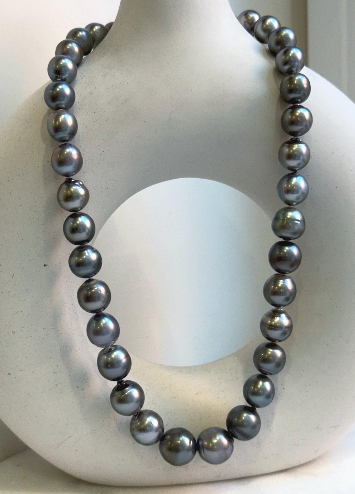 Elly’s 35pcs 10.2-13.5mm large Tahitian Platinum Ocean Pearls Necklace: extreme luster mirrored, knotted, 18.1”, S925 silver necklace. high quality platinum pearls gift for her birthday anniversary holiday retirement