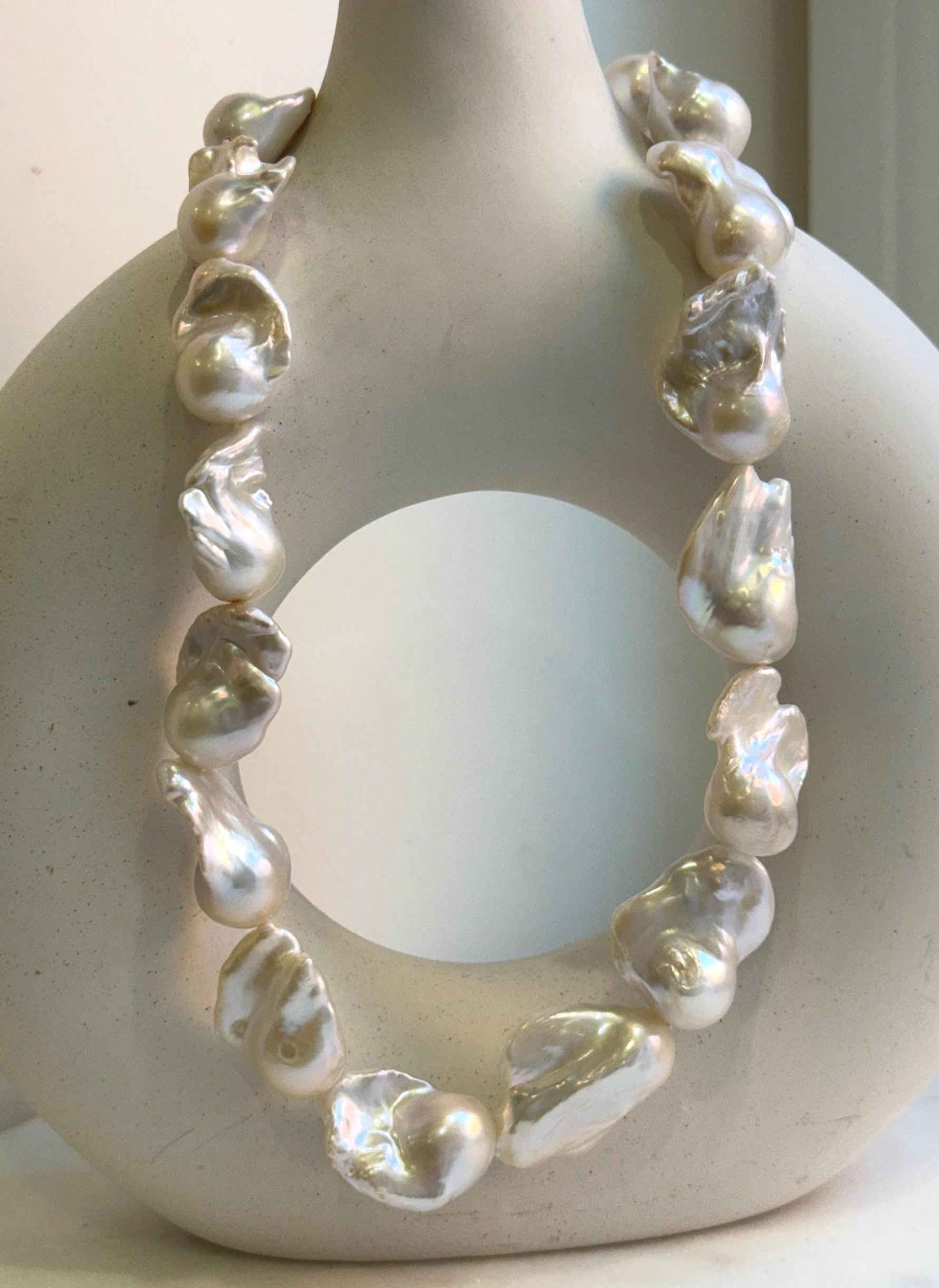 Elly’s 17pcs White Iridescent Baroque Tail pearls necklace strand: Extreme luster mirrored, To 32mm. Knotted, 18.1”, S925 silver necklace. high quality baroque pearls necklace strand gift for her birthday anniversary statement retirement