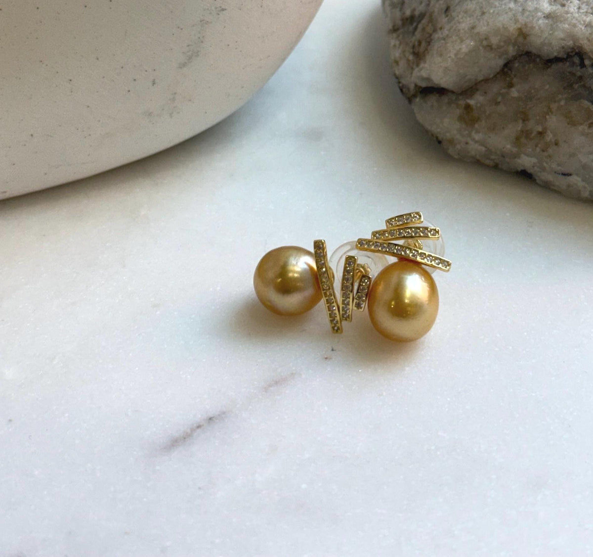 Elly’s 11.9mm Genius South sea deep gold ocean pearl Pendant: Extreme luster, 1.9cm high, s925 silver minimalist cool pendant.high quality golden ocean pearls gift for her birthday