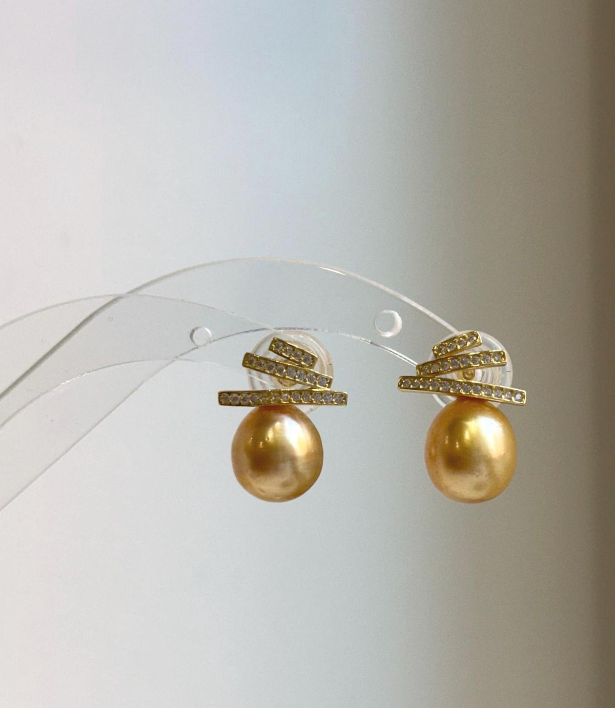 Elly’s 11.9mm Genius South sea deep gold ocean pearl Pendant: Extreme luster, 1.9cm high, s925 silver minimalist cool pendant.high quality golden ocean pearls gift for her anniversary