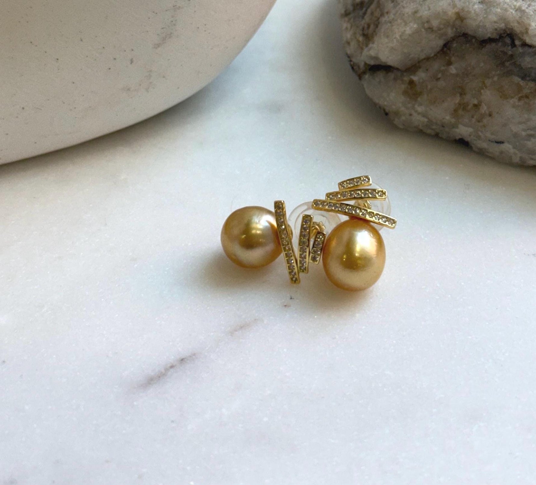 Elly’s 11.9mm Genius South sea deep gold ocean pearl Pendant: Extreme luster, 1.9cm high, s925 silver minimalist cool pendant.high quality golden ocean pearls gift for her holiday
