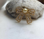 Elly’s South sea ultra gold pearl butterfly bow brooch pendant 2in1: Extreme luster mirrored, 10.5mm, 4x3.2cm.