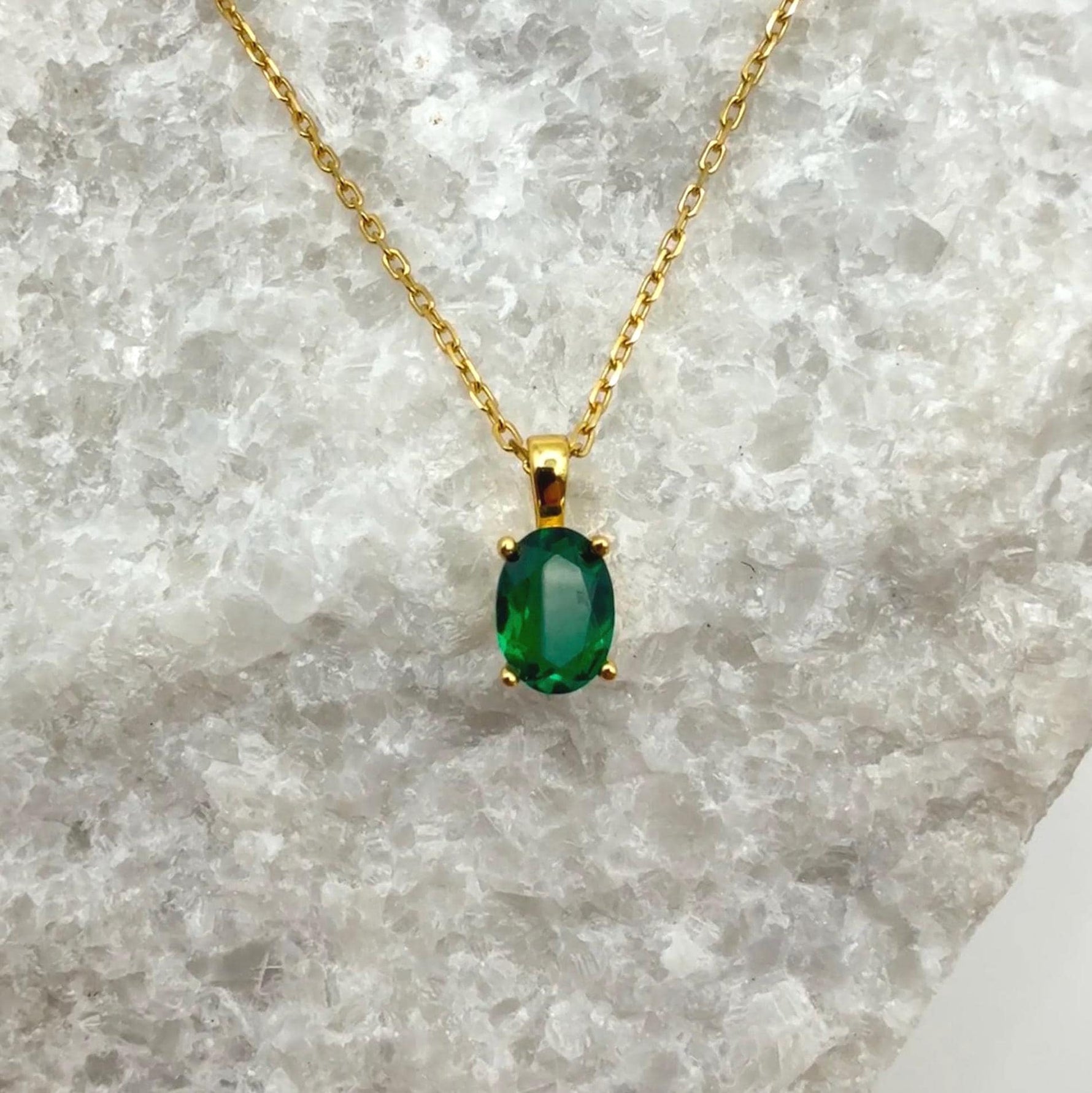Hydrothermal Lab Emerald Oval Cut Necklace | 1.0 CT Lab Emerald 4-Prong Solitaire Pendant | Solid S925 Silver Minimalist Jewelry