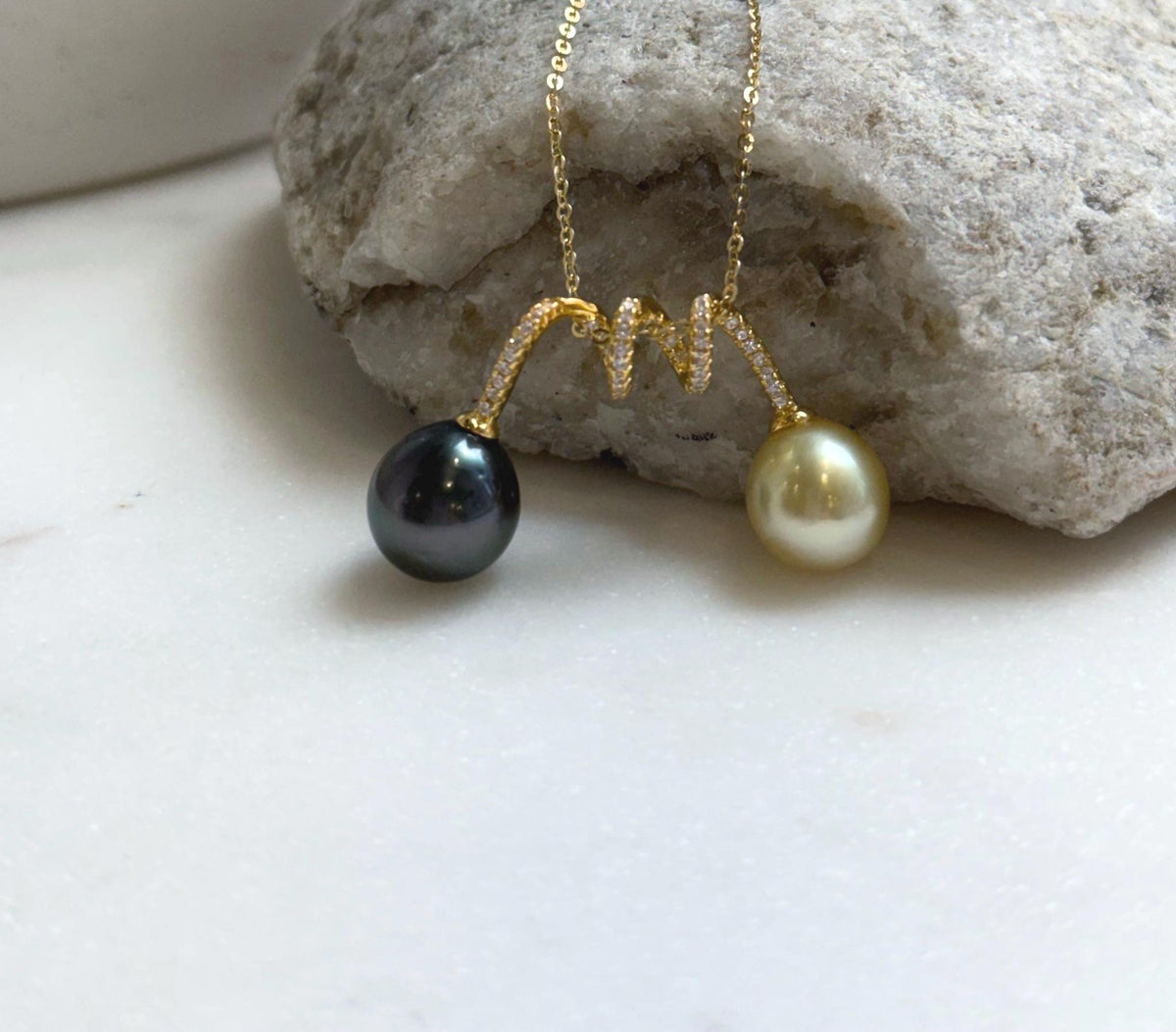 Elly’s 9.7-10.2mm Genius South sea ultra gold Tahitian peacock hunter ocean pearls Pendant: Extreme luster, s925 silver pendant. high quality double pearls sterling silver pendant for her holiday