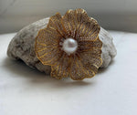 Elly’s 11.4mm Edison white pearl Floral brooch pendant 2in1: Extreme luster mirrored, 5.5cm dia.