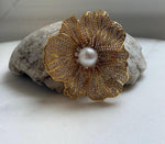 Elly’s 11.4mm Edison white pearl Floral brooch pendant 2in1: Extreme luster mirrored, 5.5cm dia.