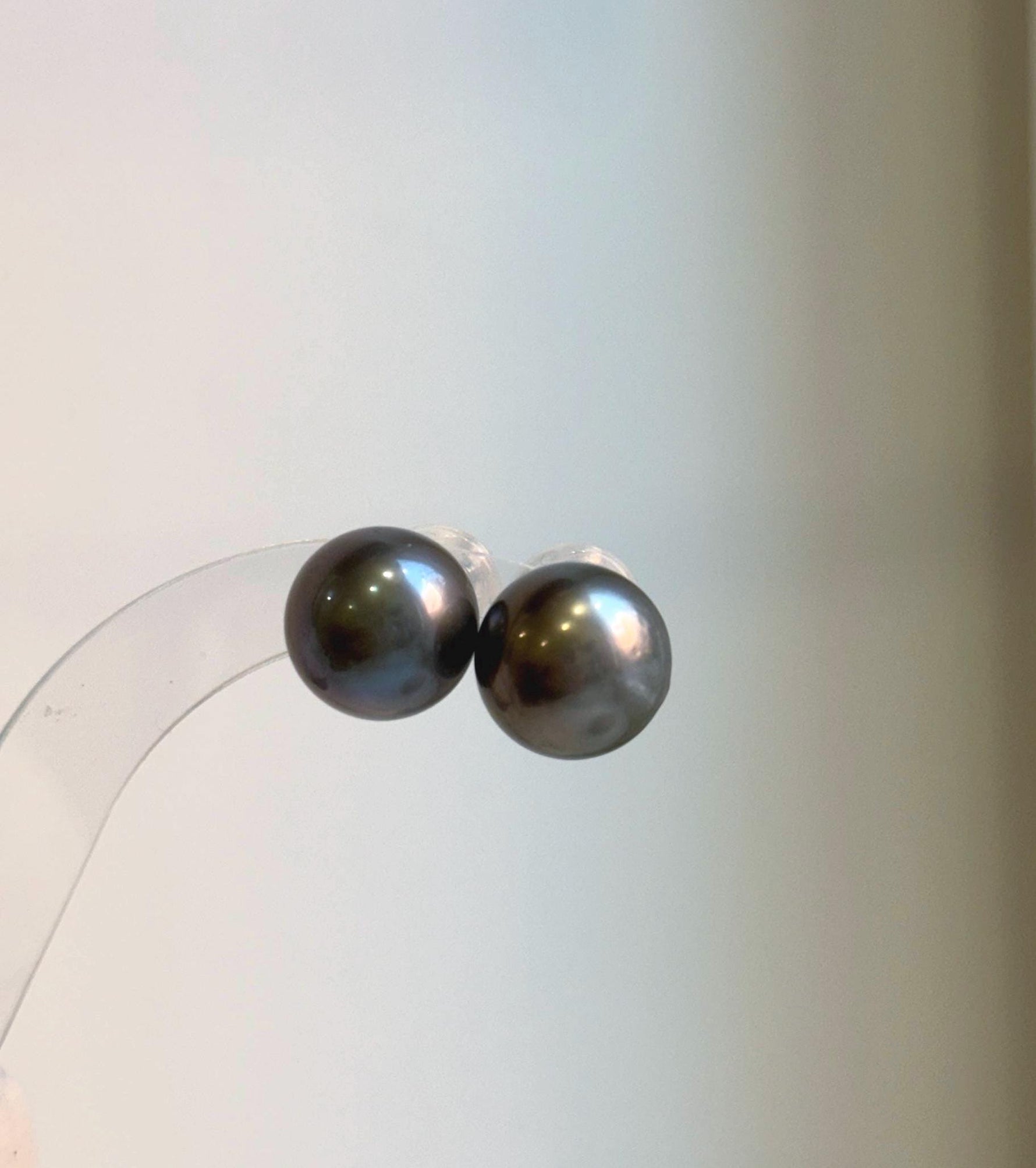 Elly’s 13.1mm Large Tahitian Black Platinum ocean Pearls Earrings Studs: Extreme luster Mirrored,S925 silver minimalist earrings.