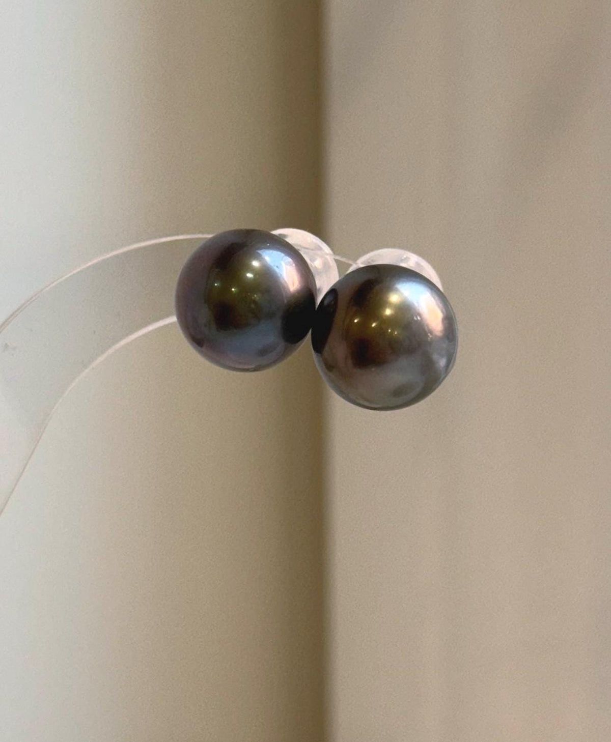 Elly’s 13.1mm Large Tahitian Black Platinum ocean Pearls Earrings Studs: Extreme luster Mirrored,S925 silver minimalist earrings.